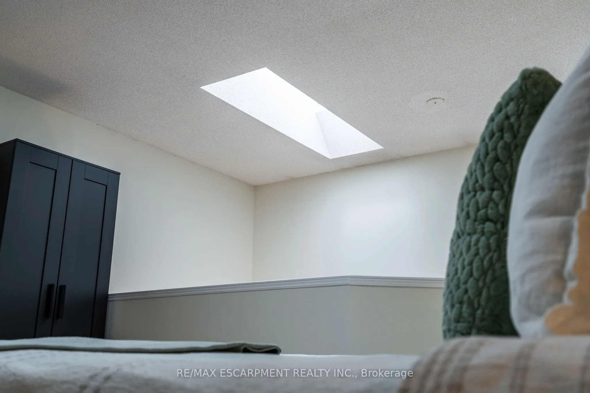 2075 Walkers Line, #235