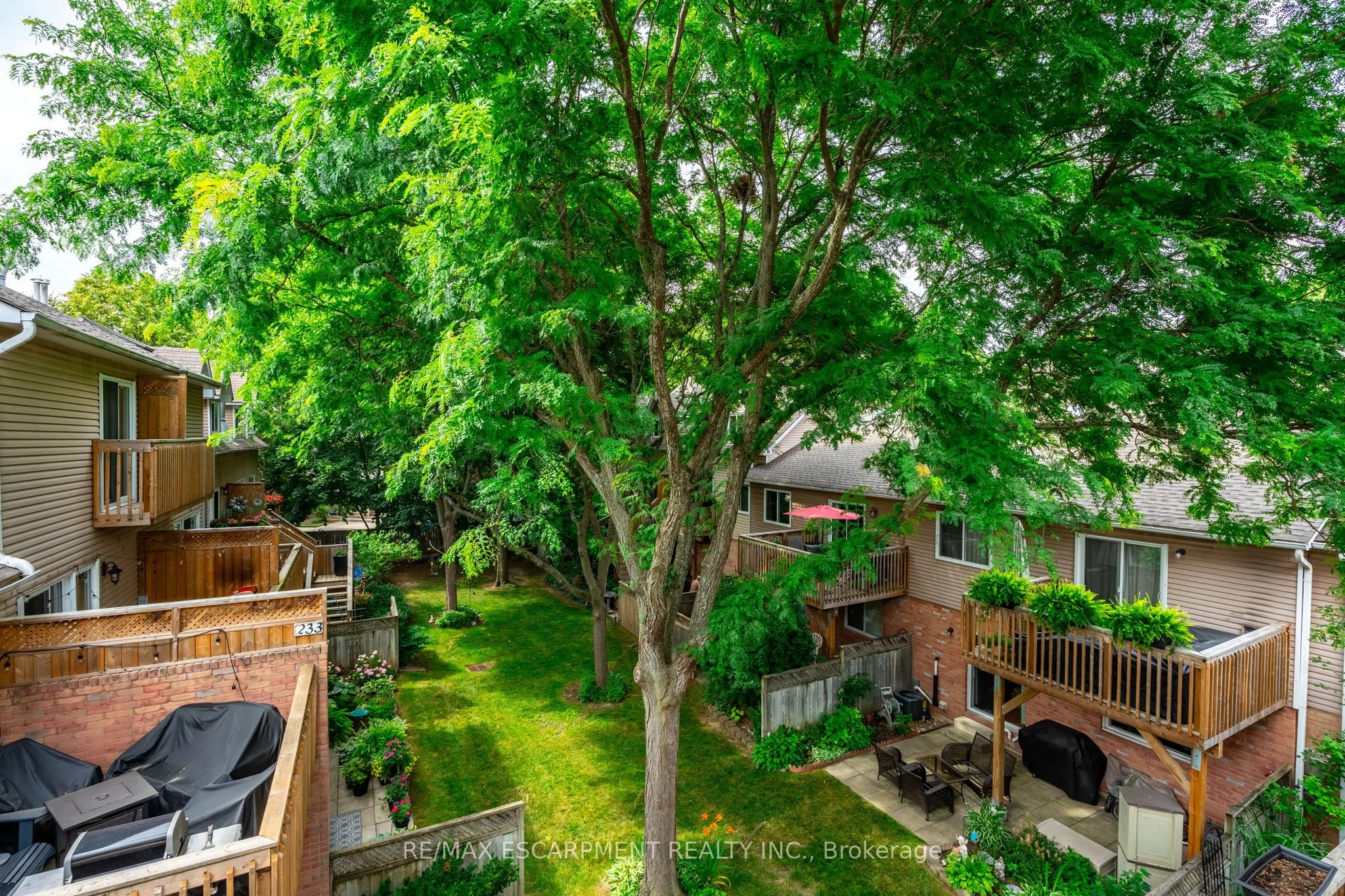 2075 Walkers Line, #235