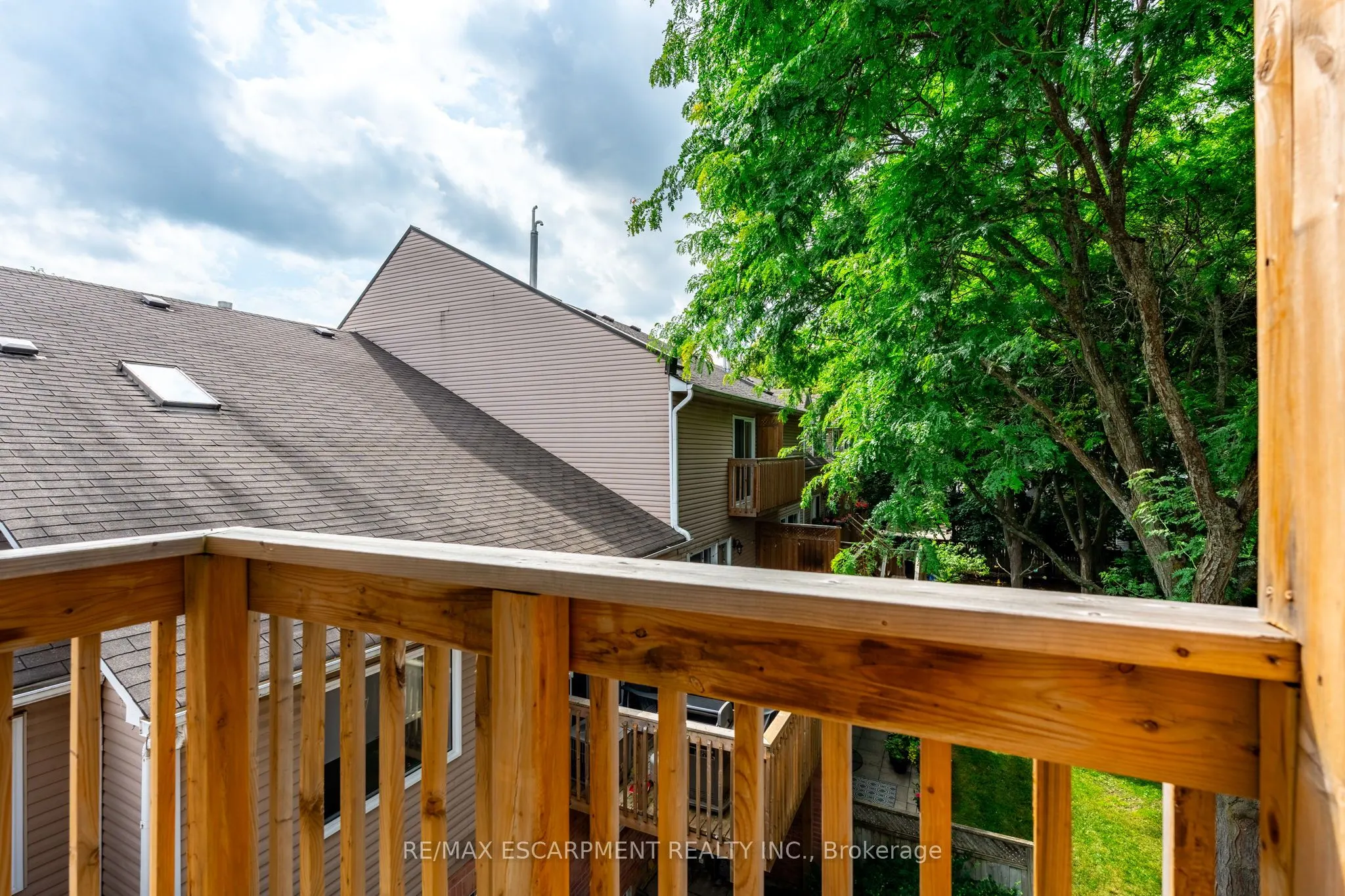 2075 Walkers Line, #235