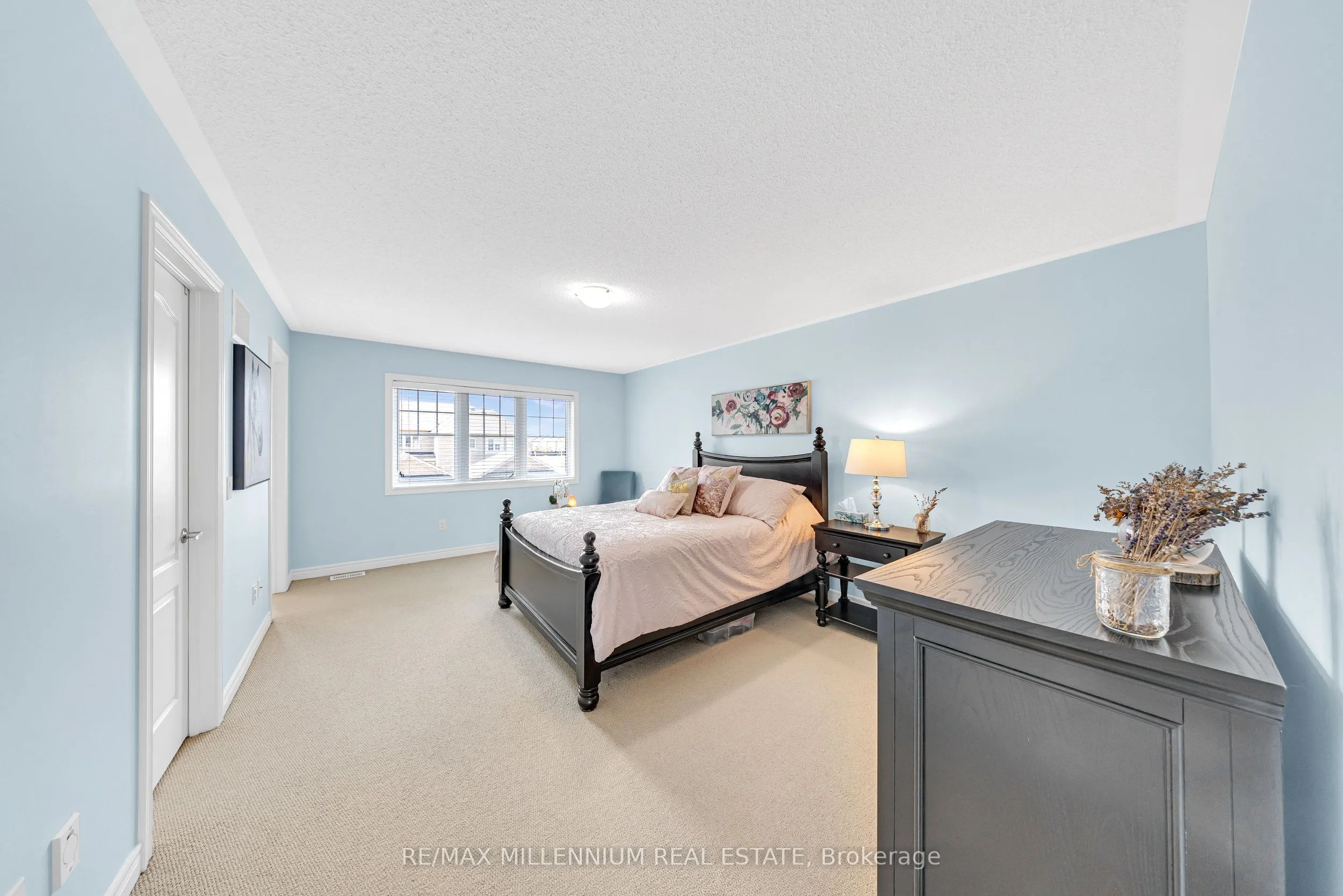 86 Saint Dennis Road