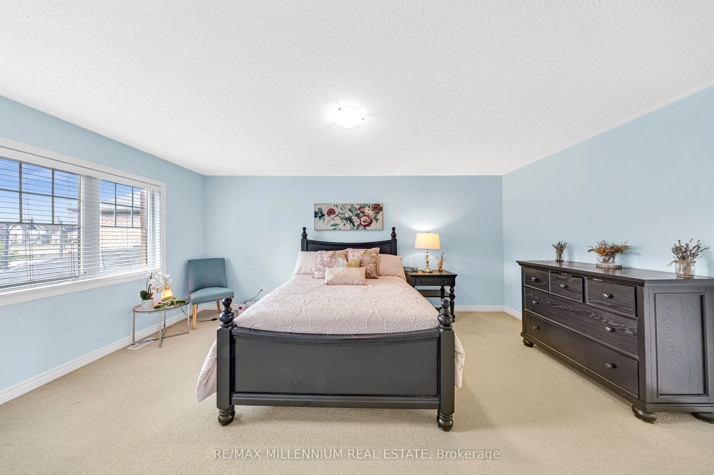 86 Saint Dennis Road
