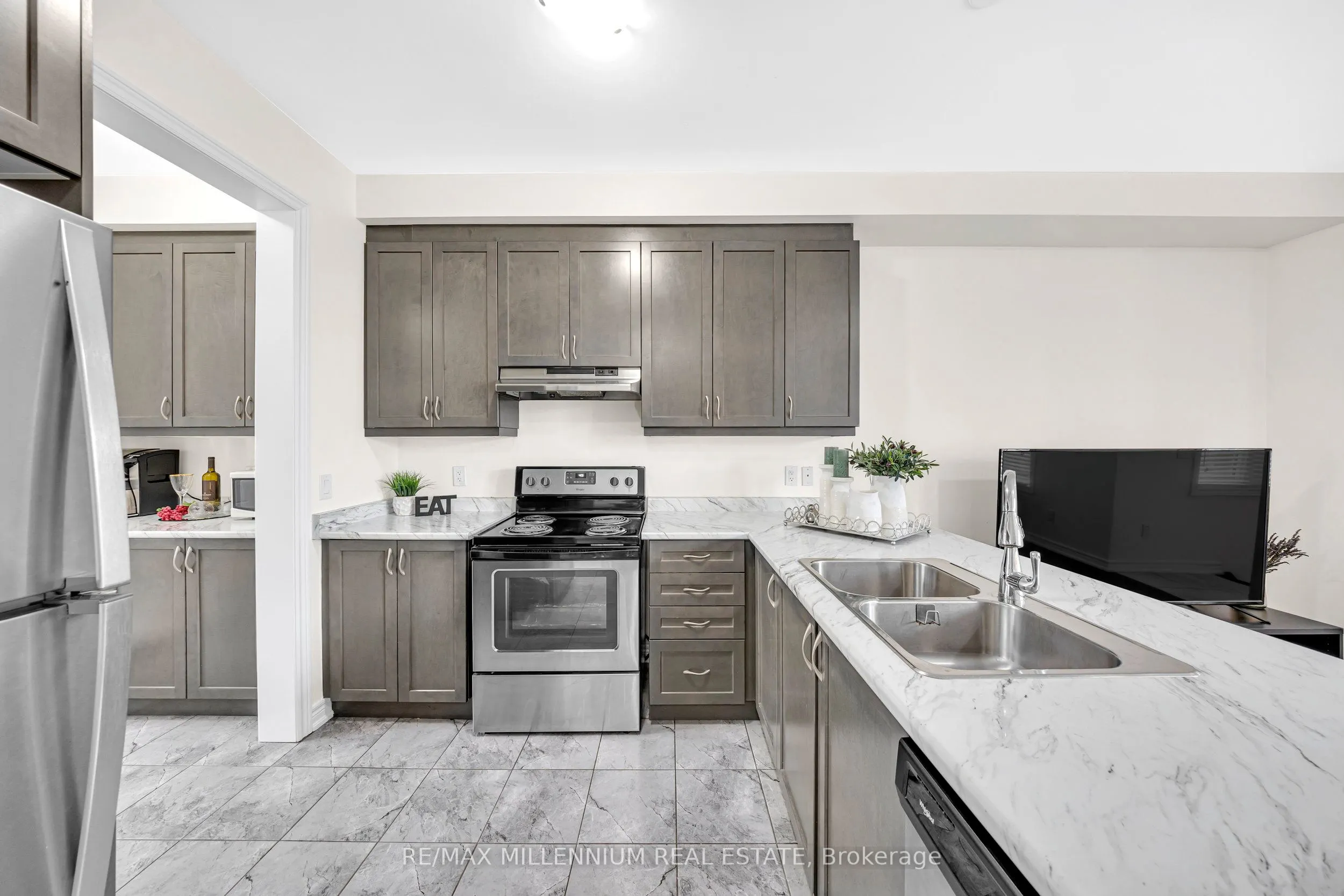 86 Saint Dennis Road