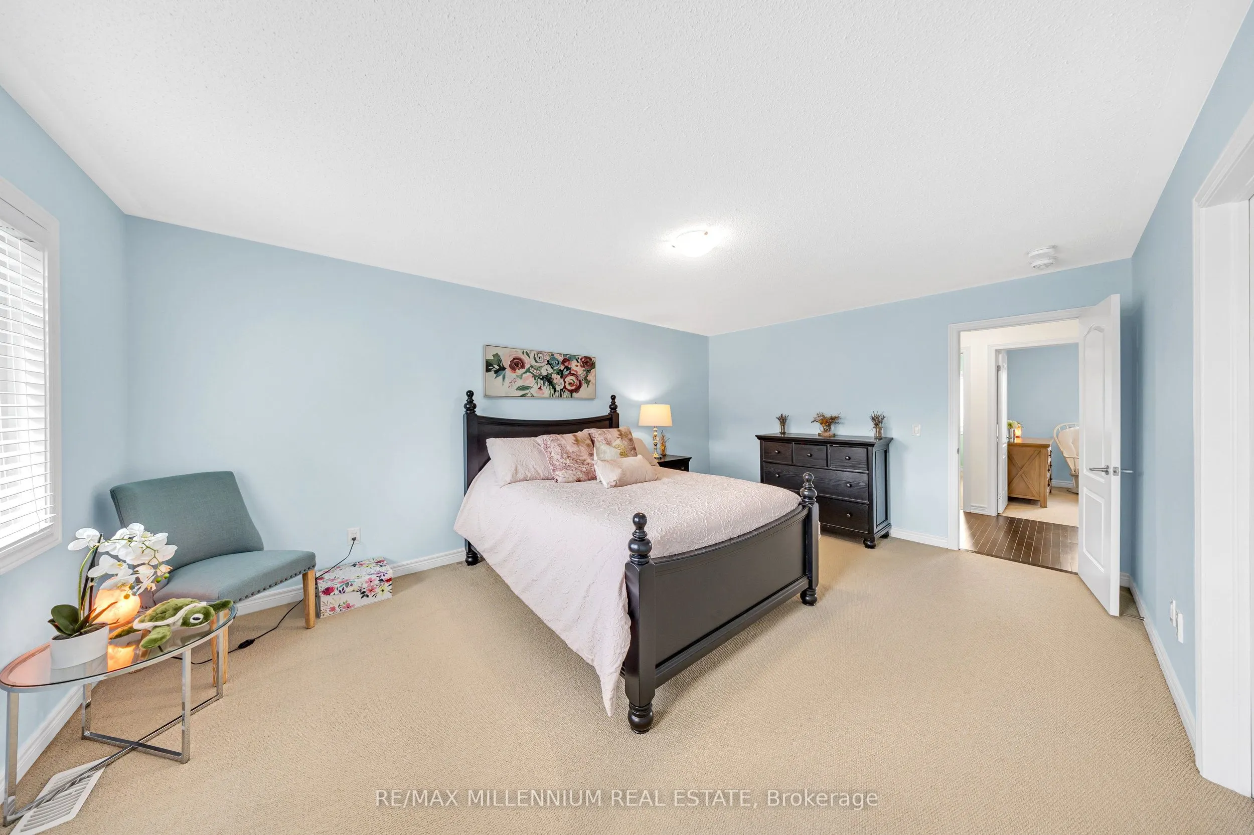 86 Saint Dennis Road