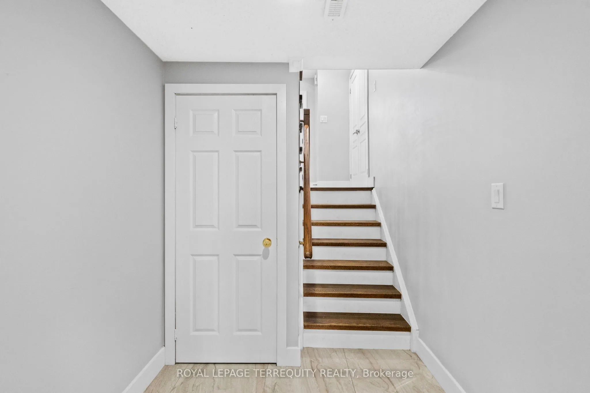 118 Van Scott Drive
