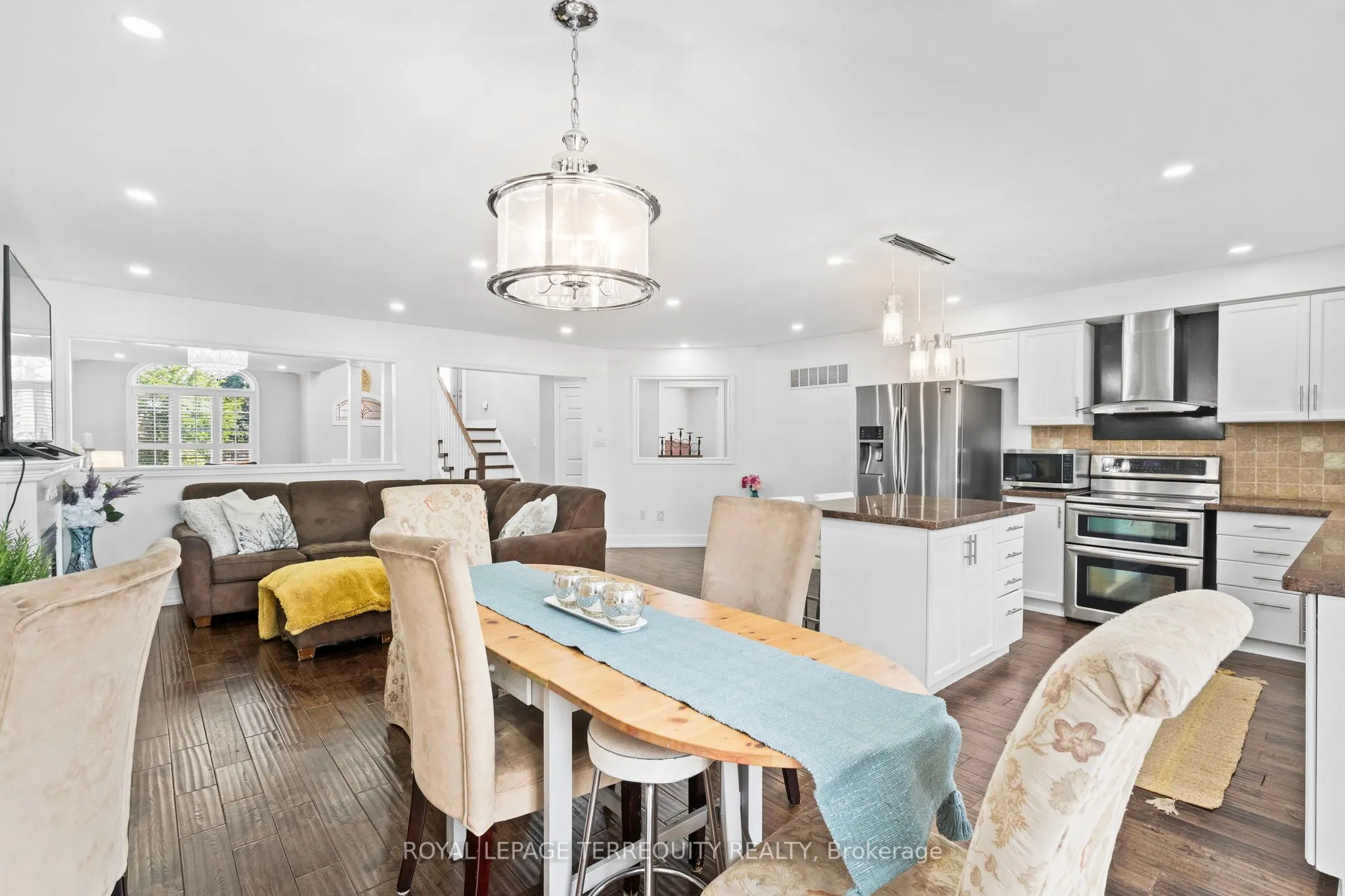 118 Van Scott Drive