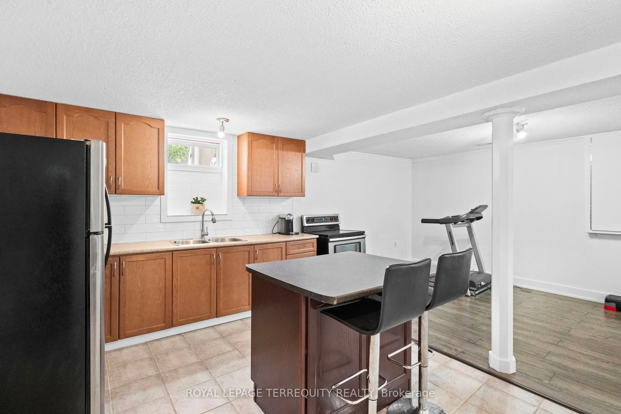 118 Van Scott Drive