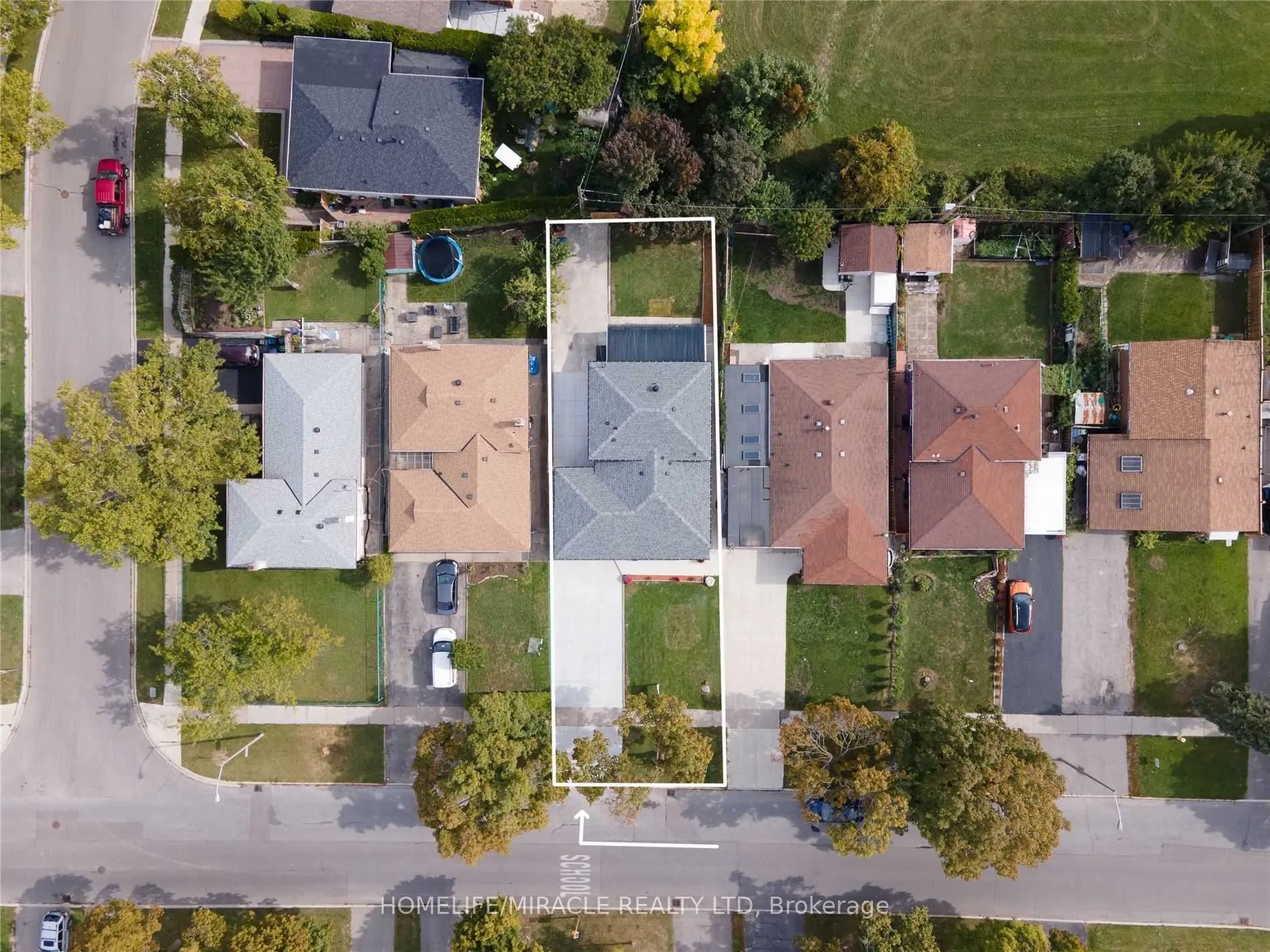 85 Silverstone Drive, #upper