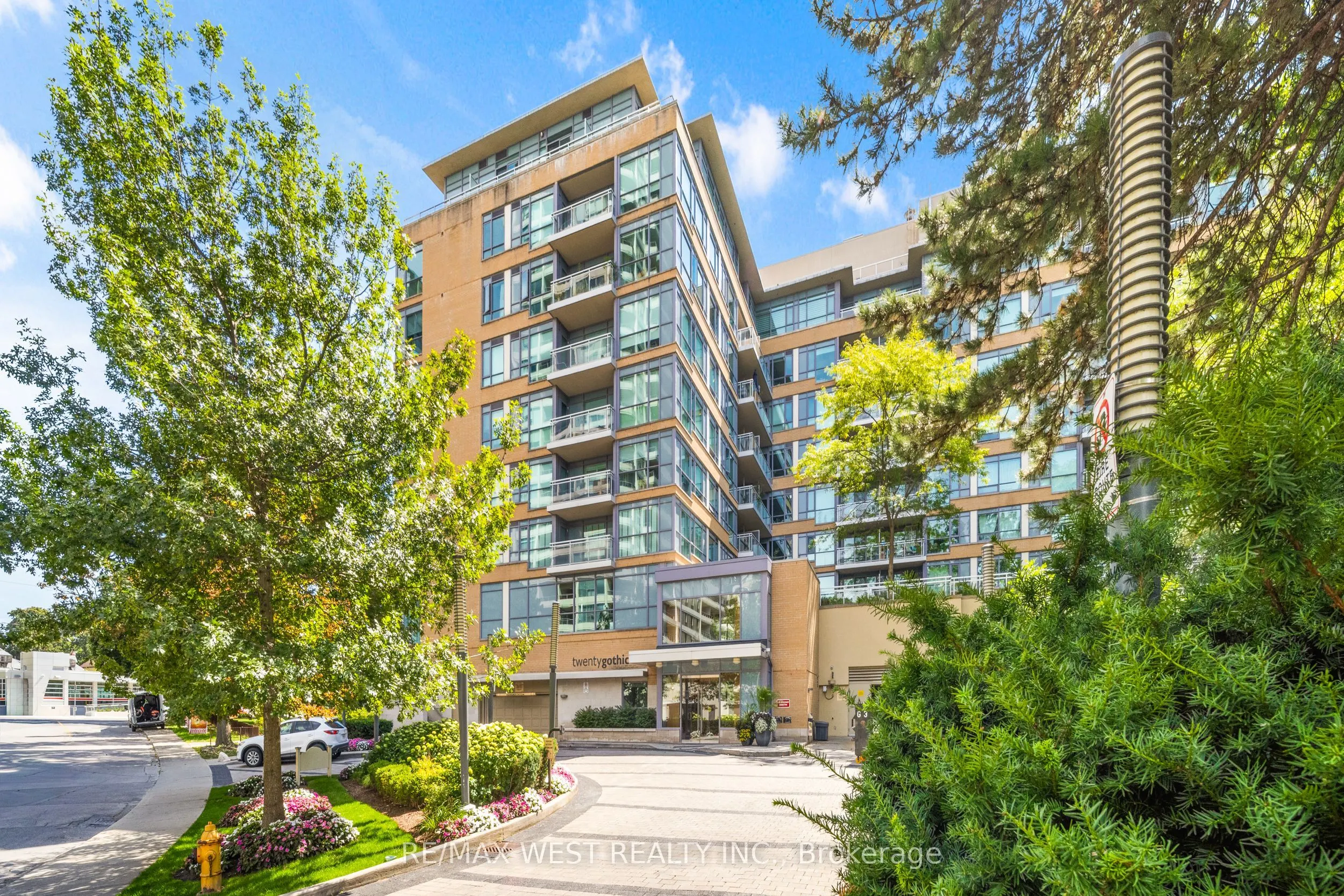 20 Gothic Avenue, #412