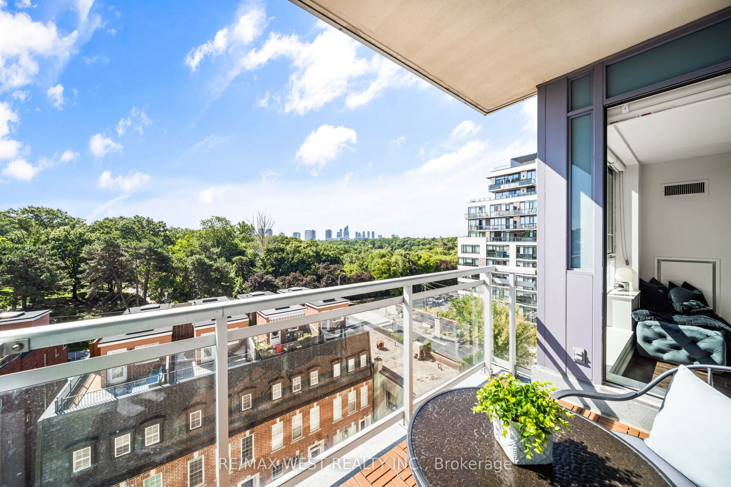 20 Gothic Avenue, #412