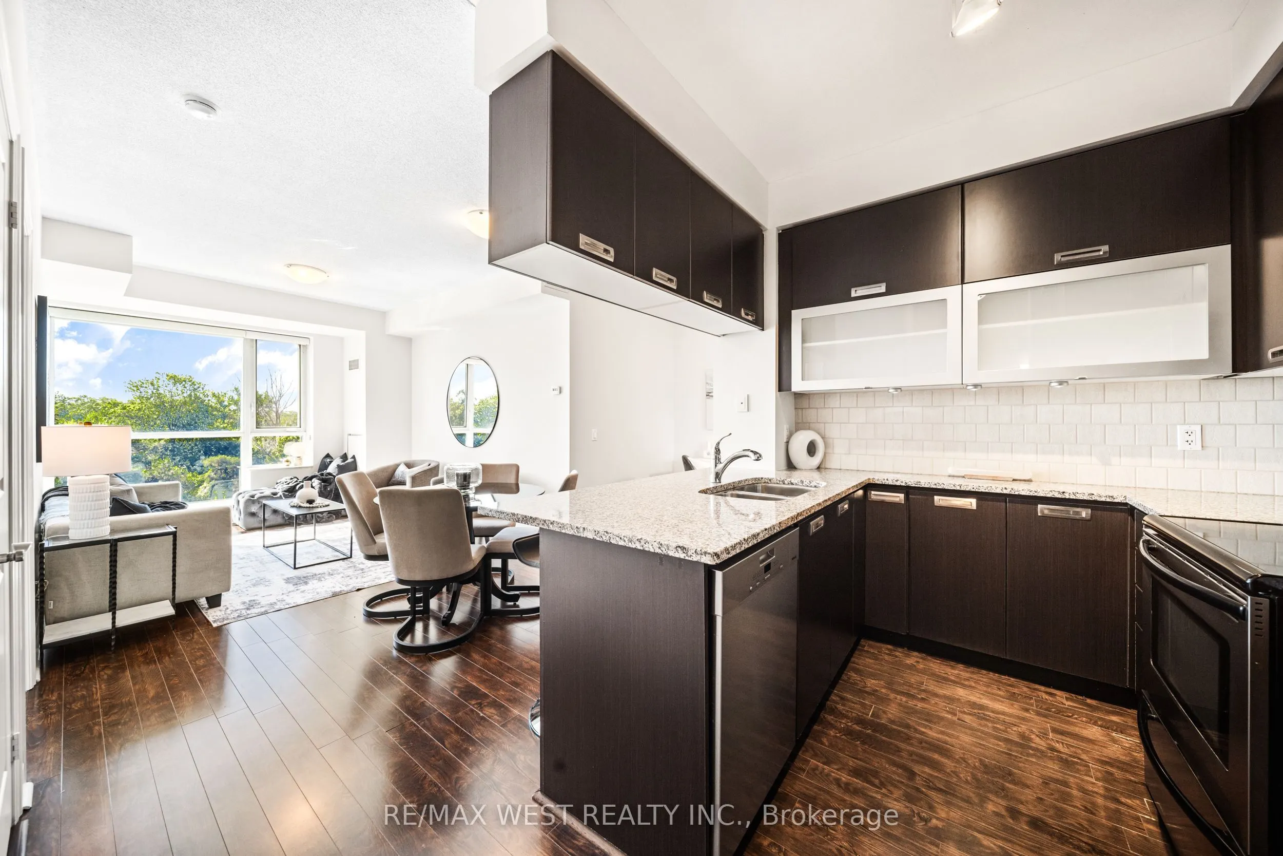 20 Gothic Avenue, #412