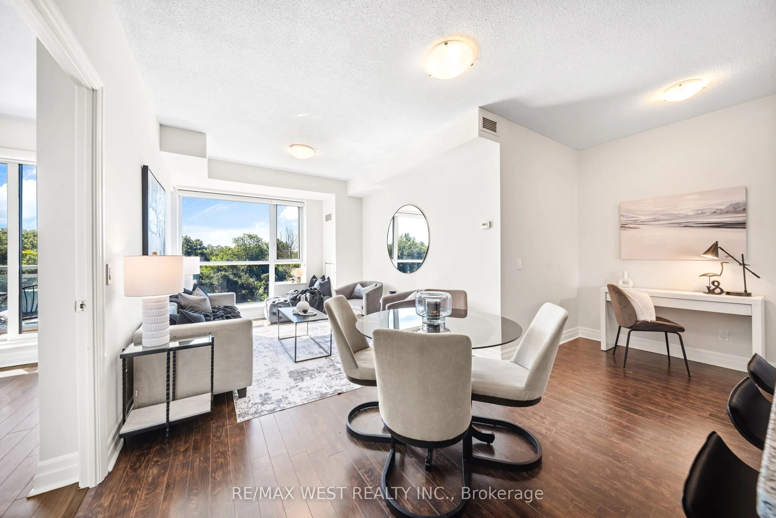 20 Gothic Avenue, #412