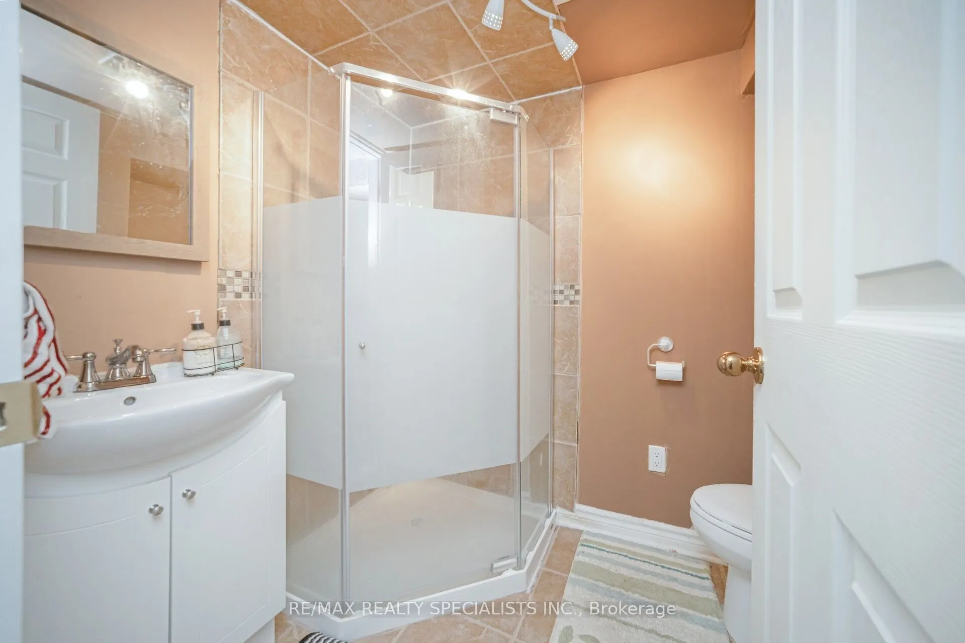 43 Rockgarden Trail, #1