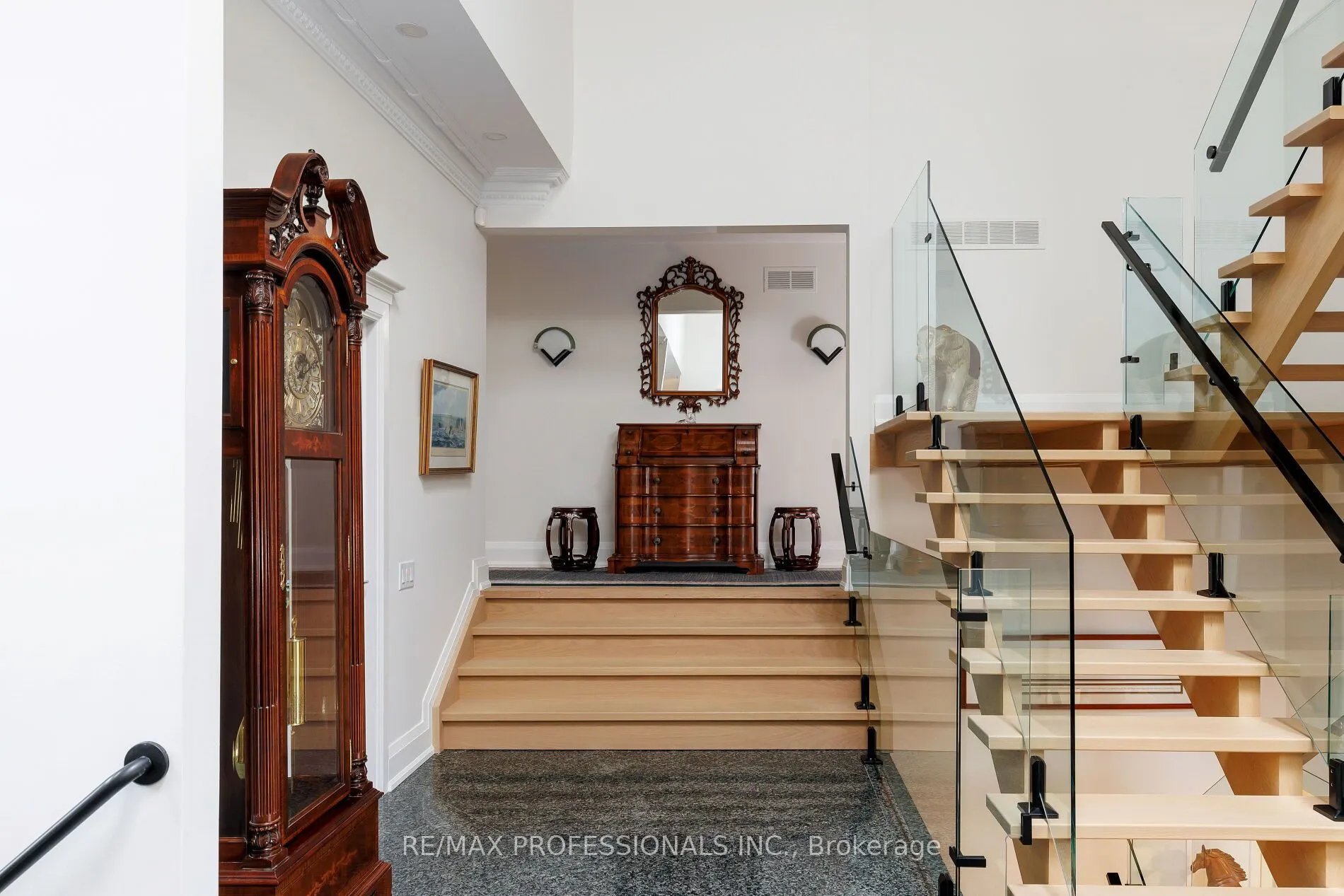 6A Edenbrook Hill