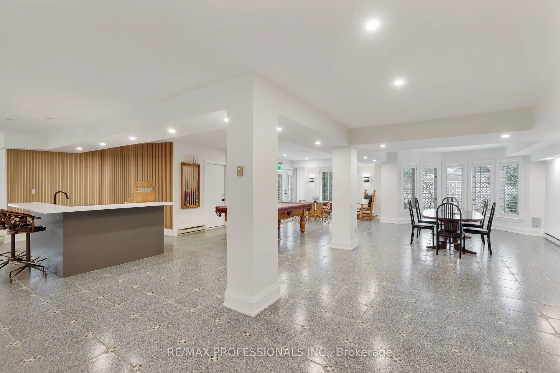 6A Edenbrook Hill