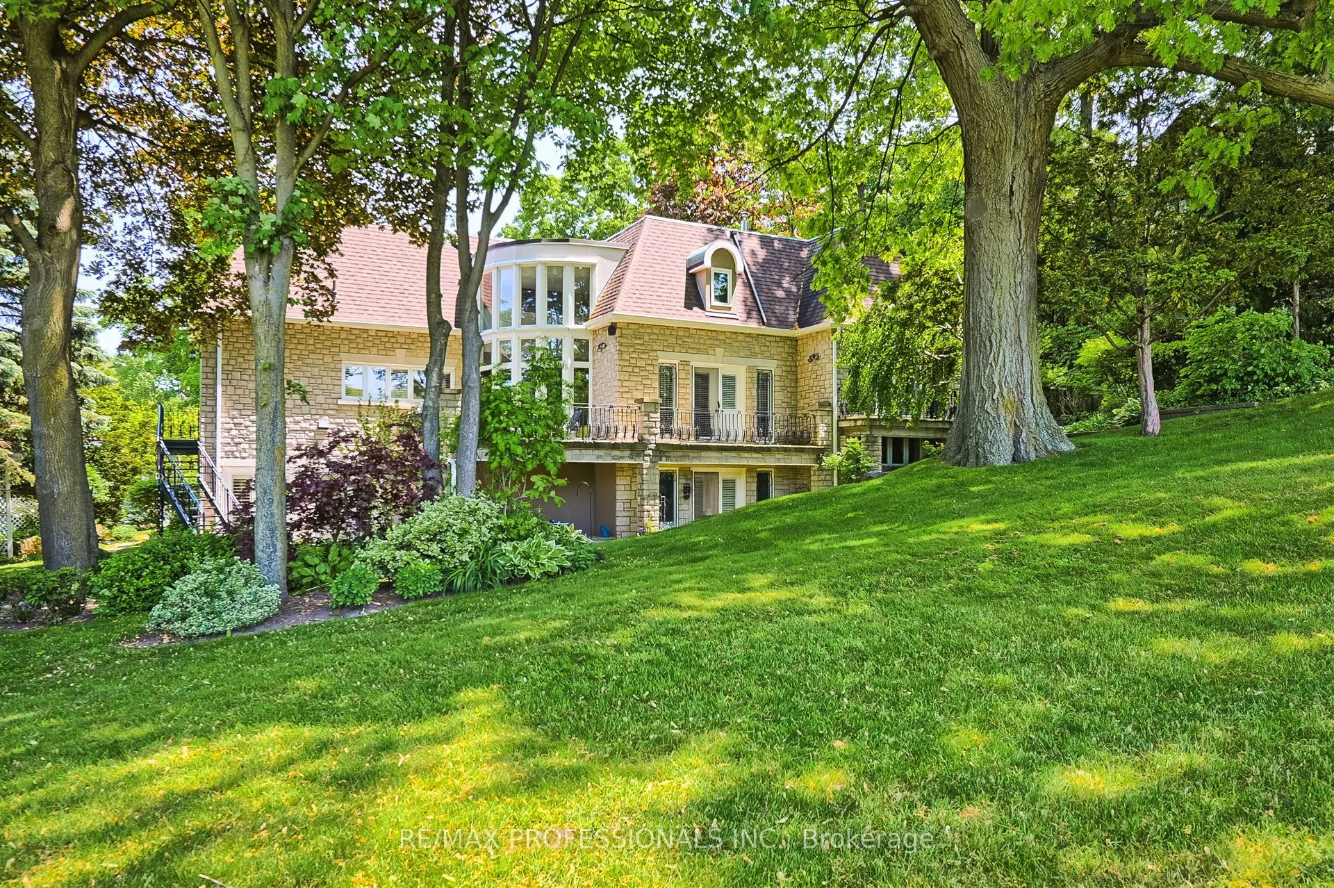 6A Edenbrook Hill