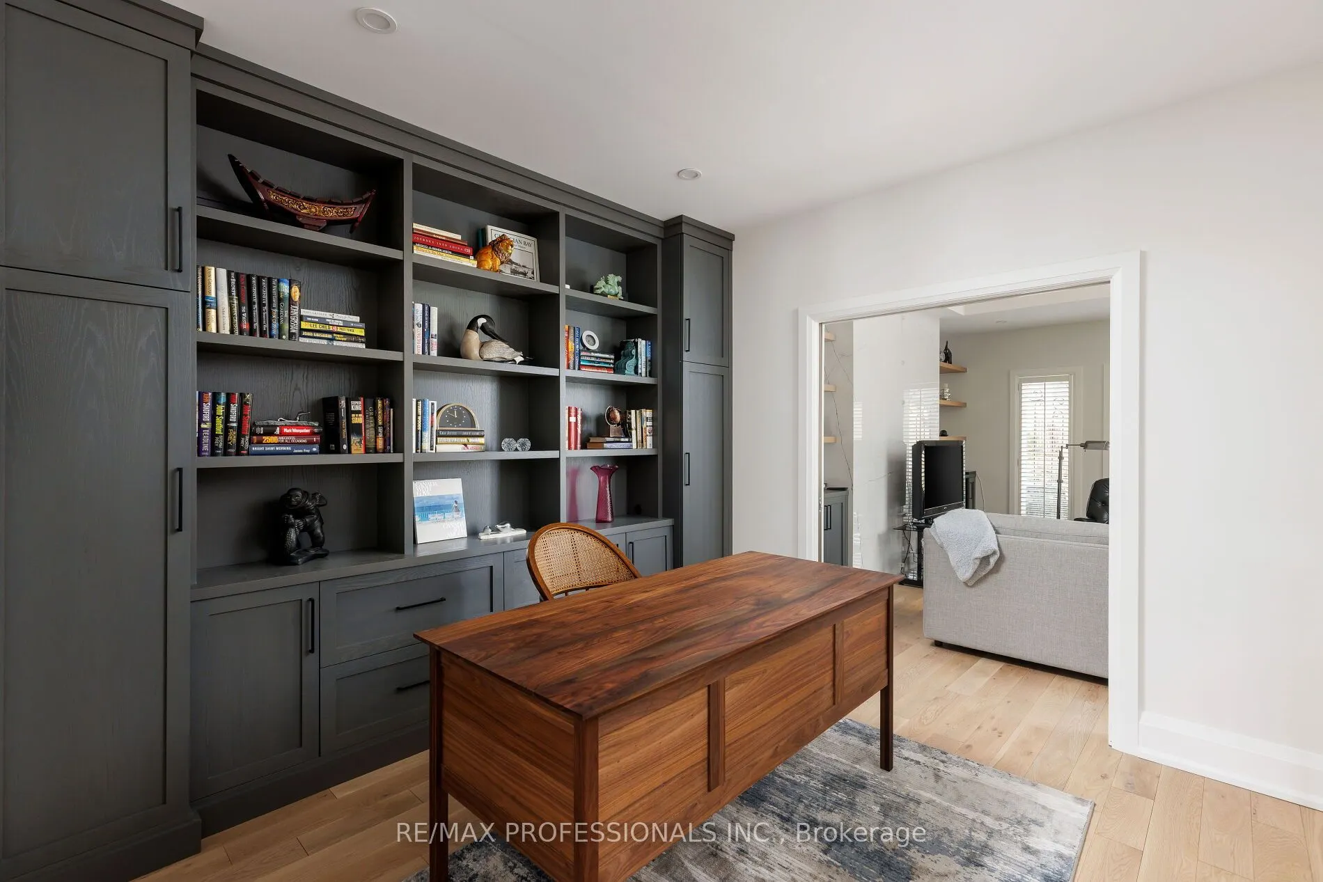 6A Edenbrook Hill