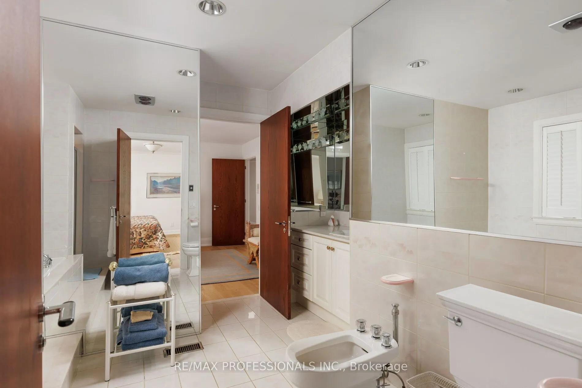 6A Edenbrook Hill