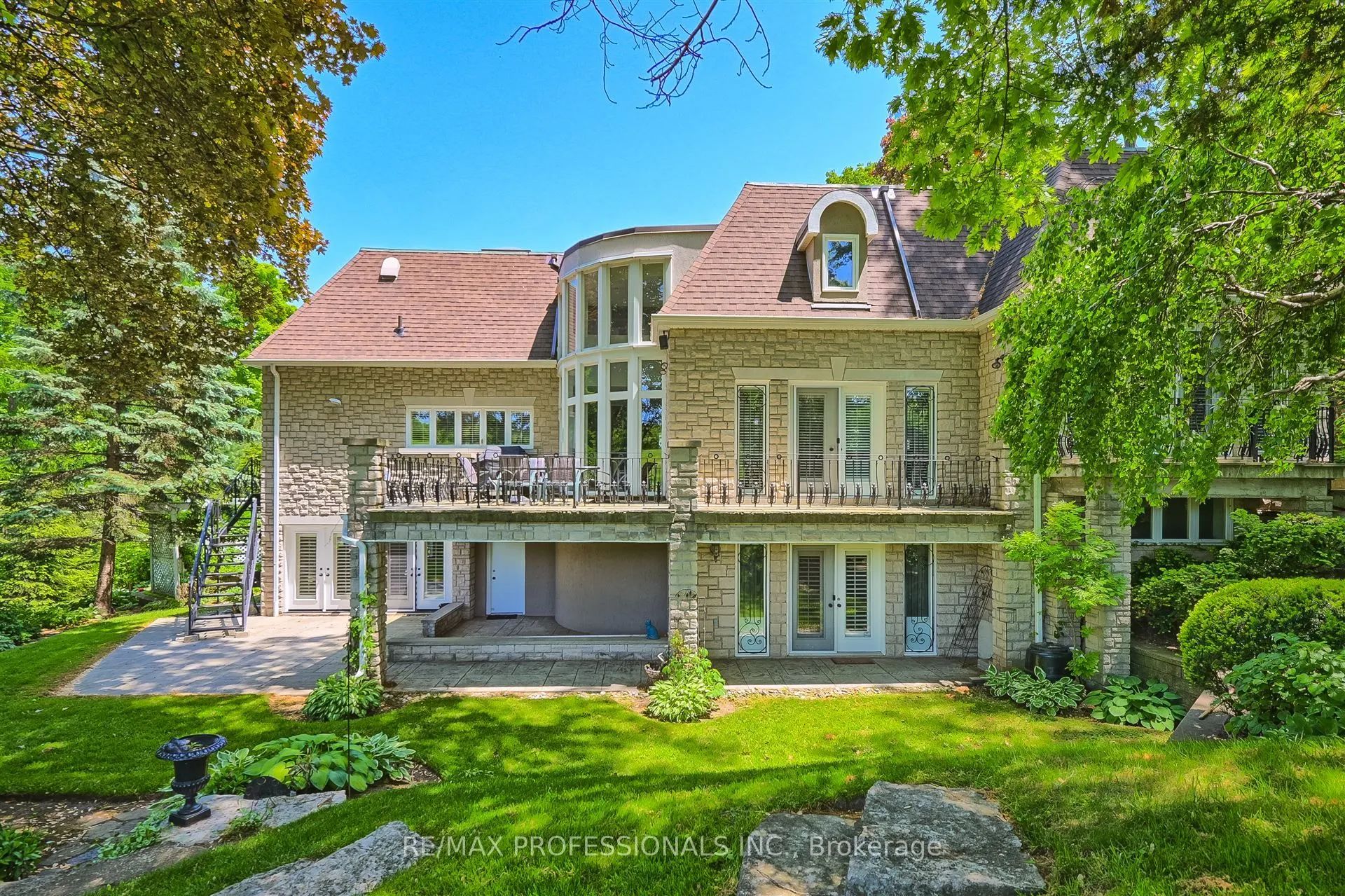 6A Edenbrook Hill