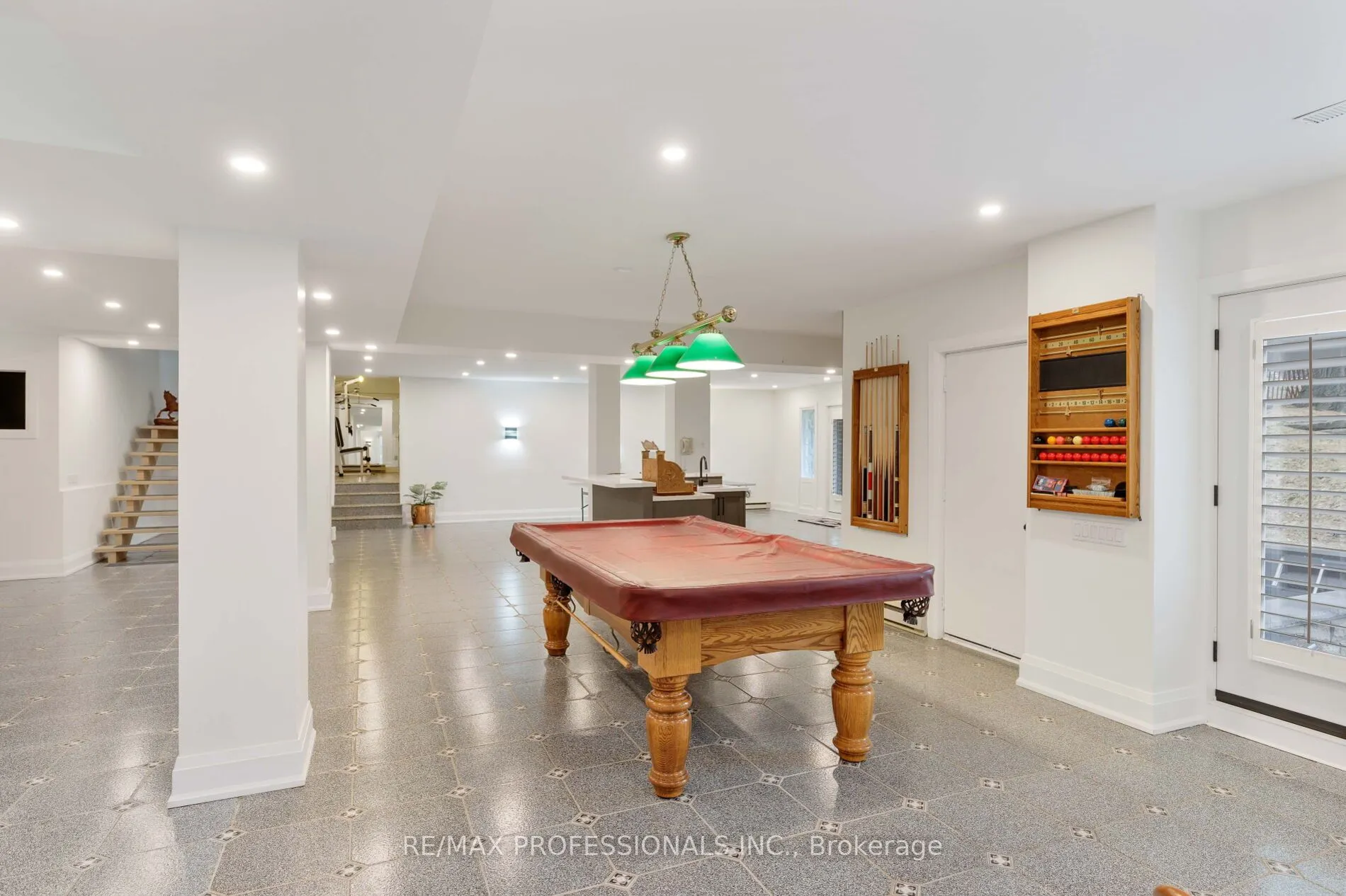 6A Edenbrook Hill