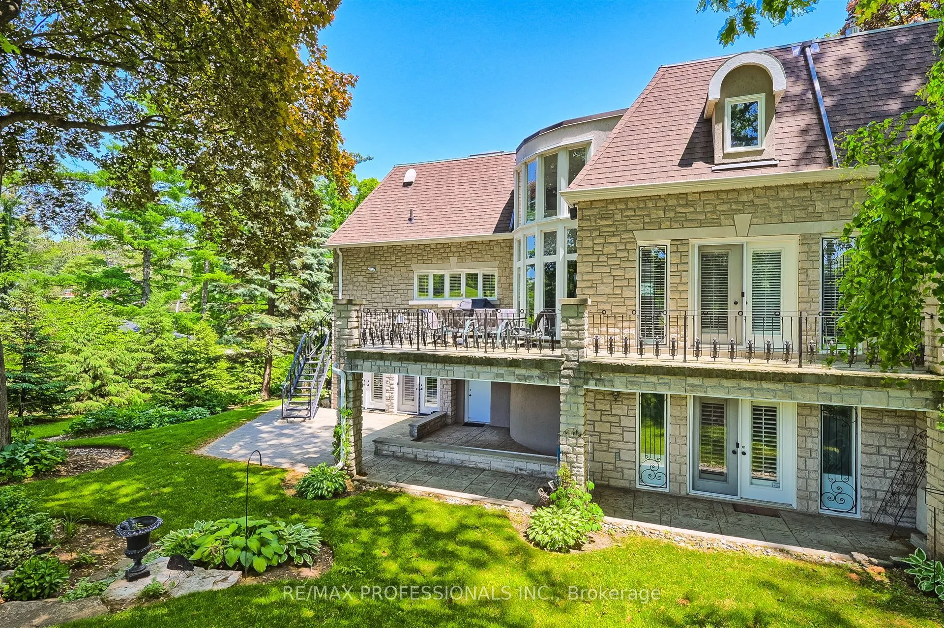 6A Edenbrook Hill