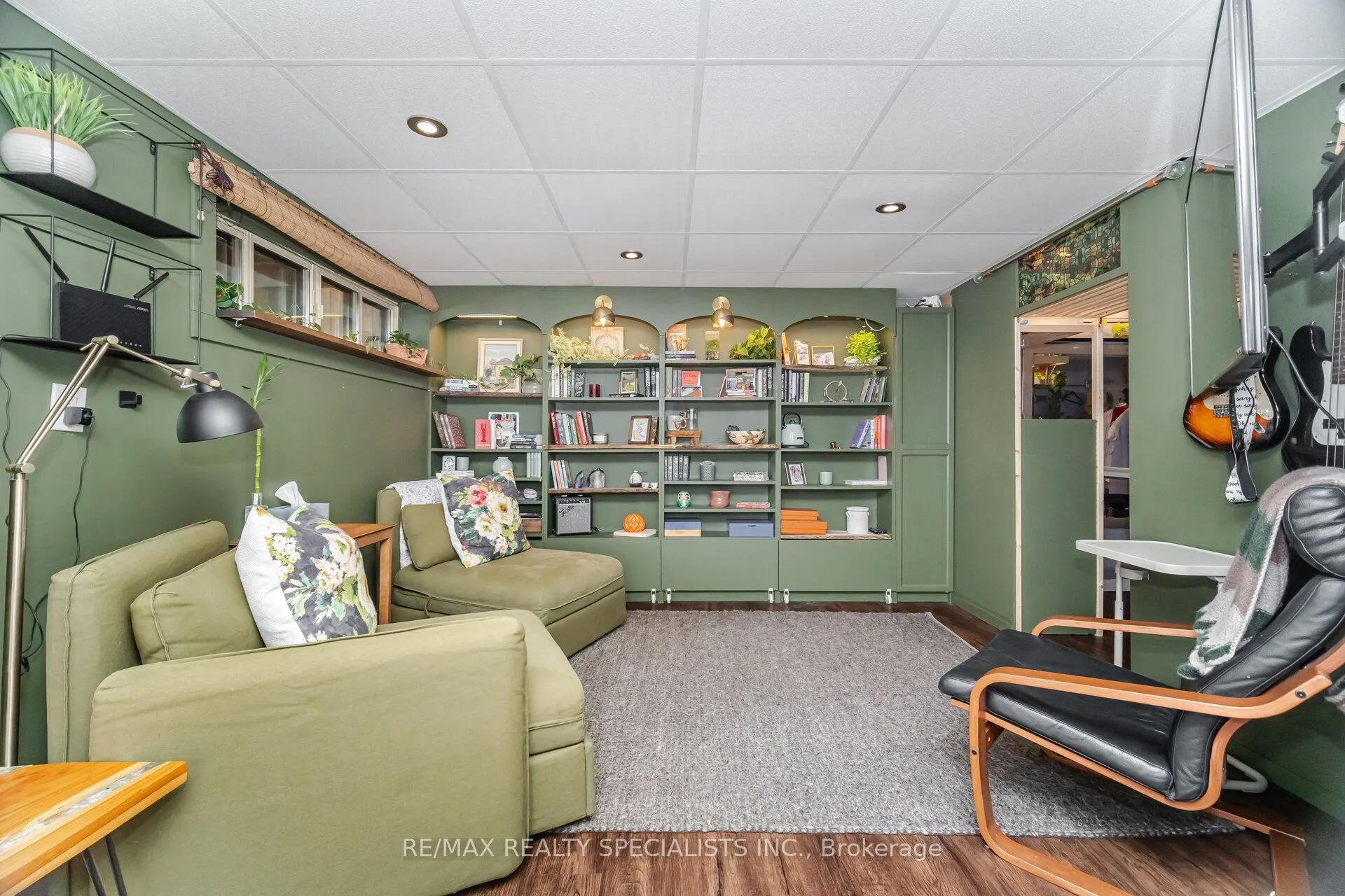 1539 Pembroke Drive