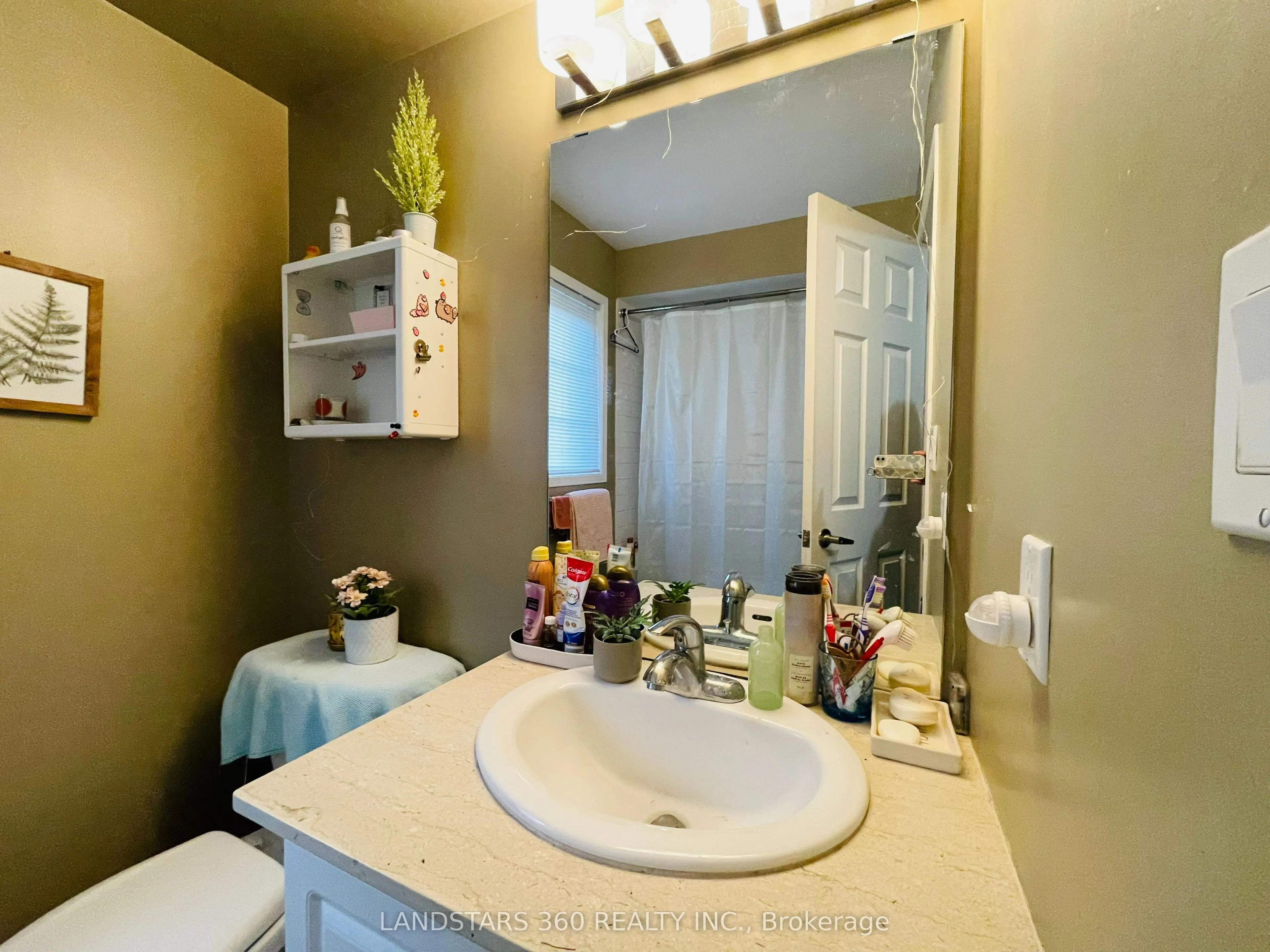 109 The Queensway, ##108