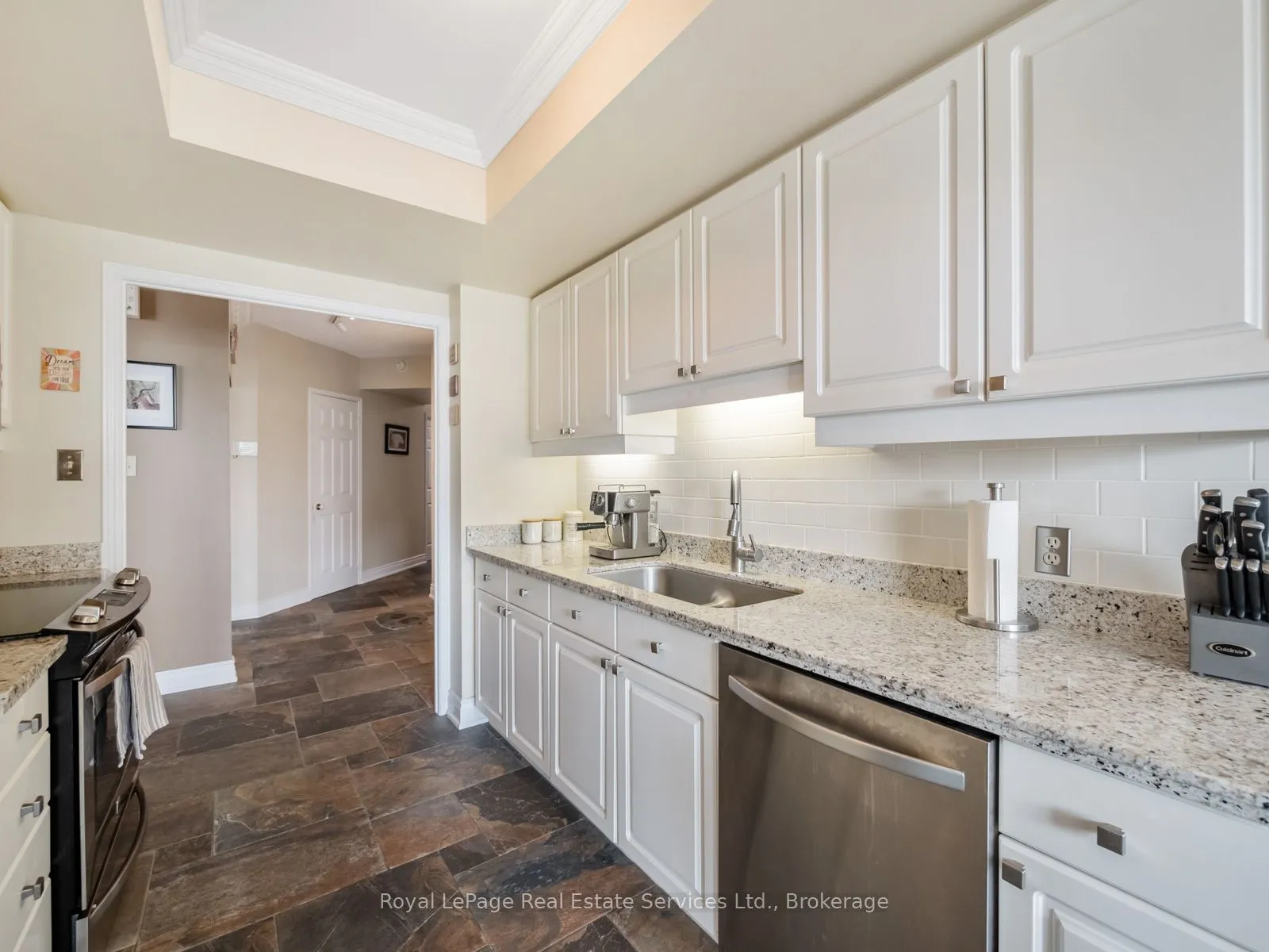 415 Locust Street, #310