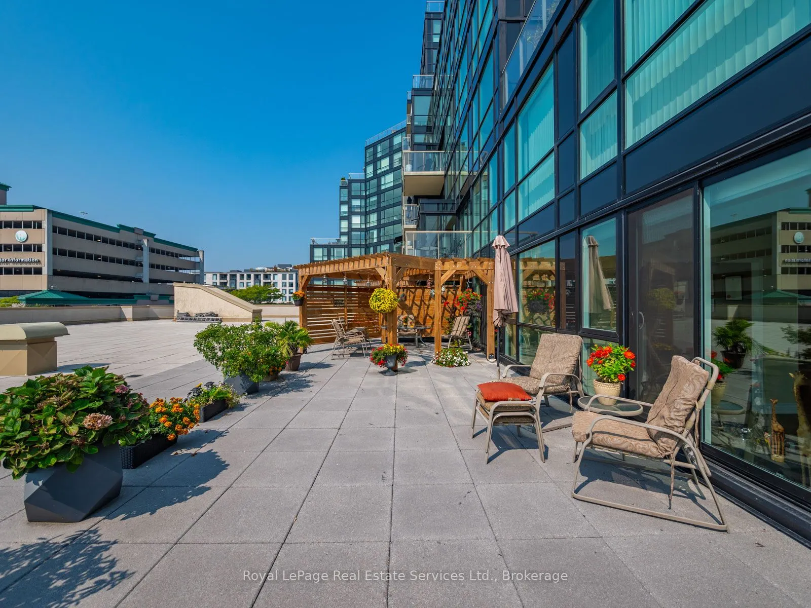 415 Locust Street, #310