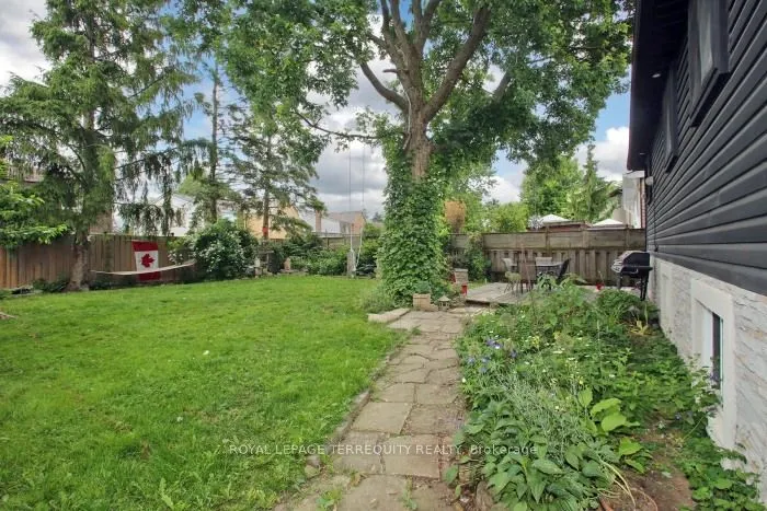 353 Kingsview Drive