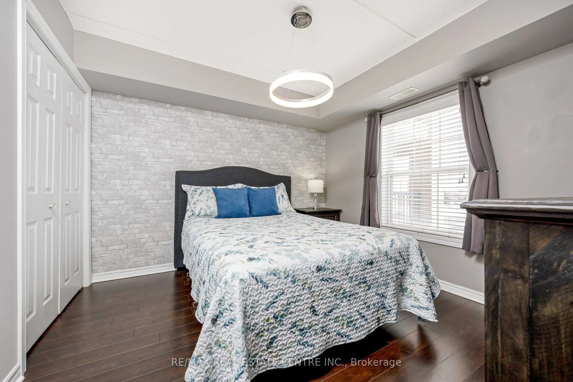 1360 Main Street E, #304