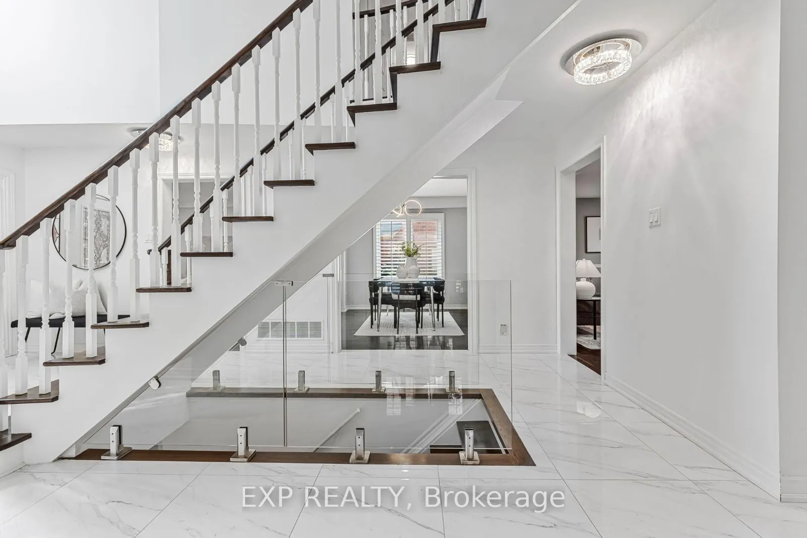 2816 Rosewood Lane