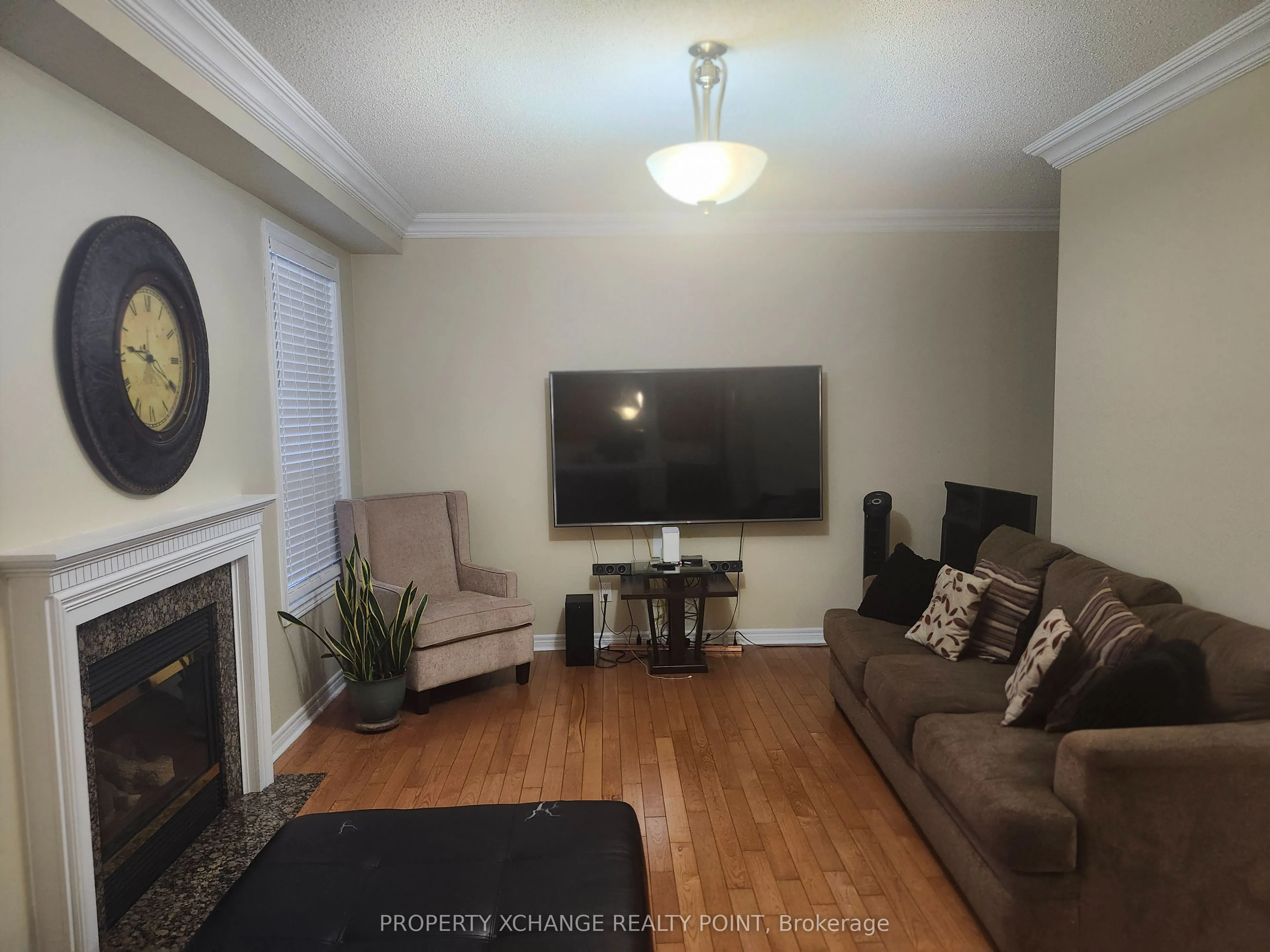 37 Donherb Crescent