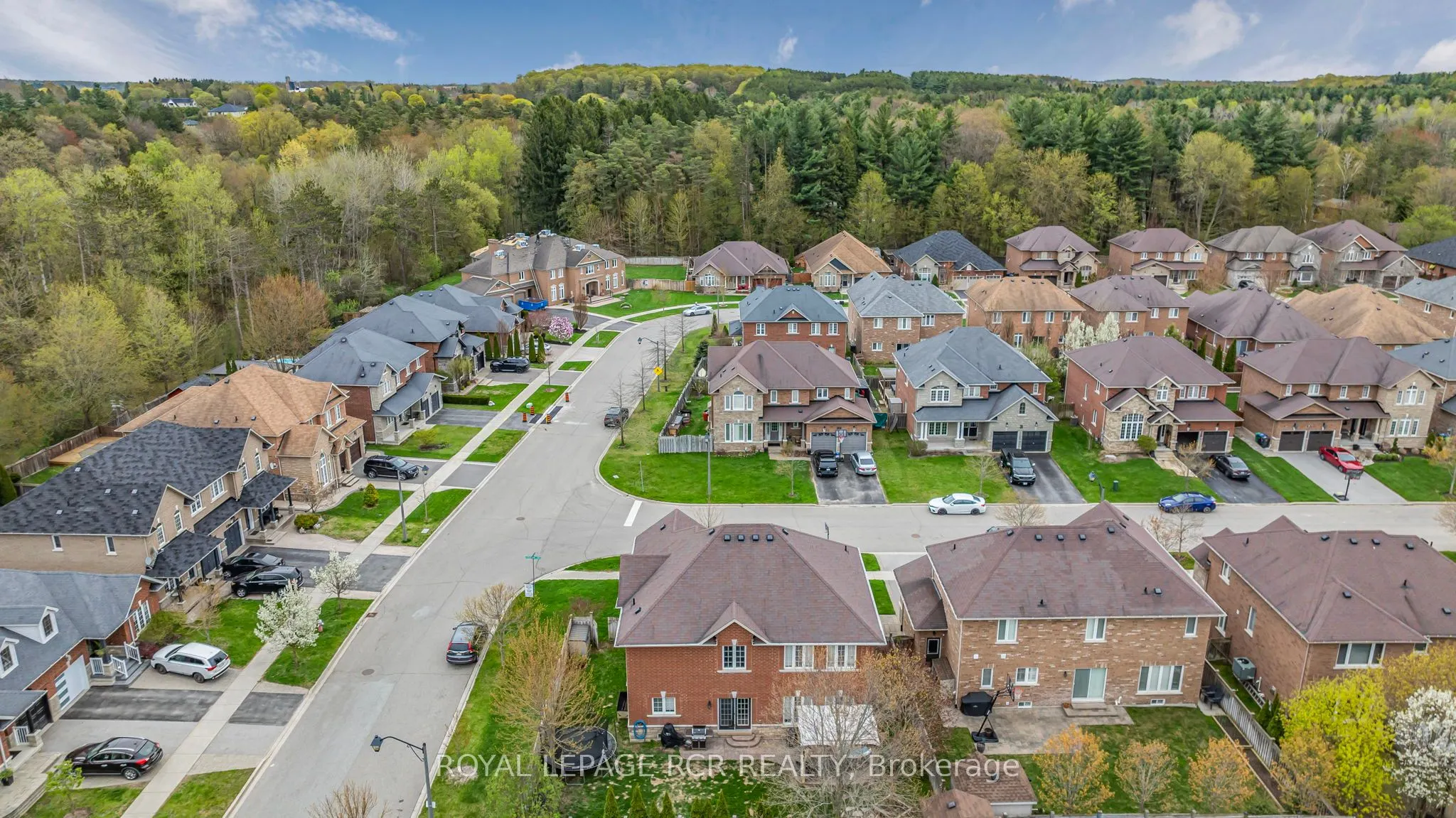 2 Littlebrook Lane