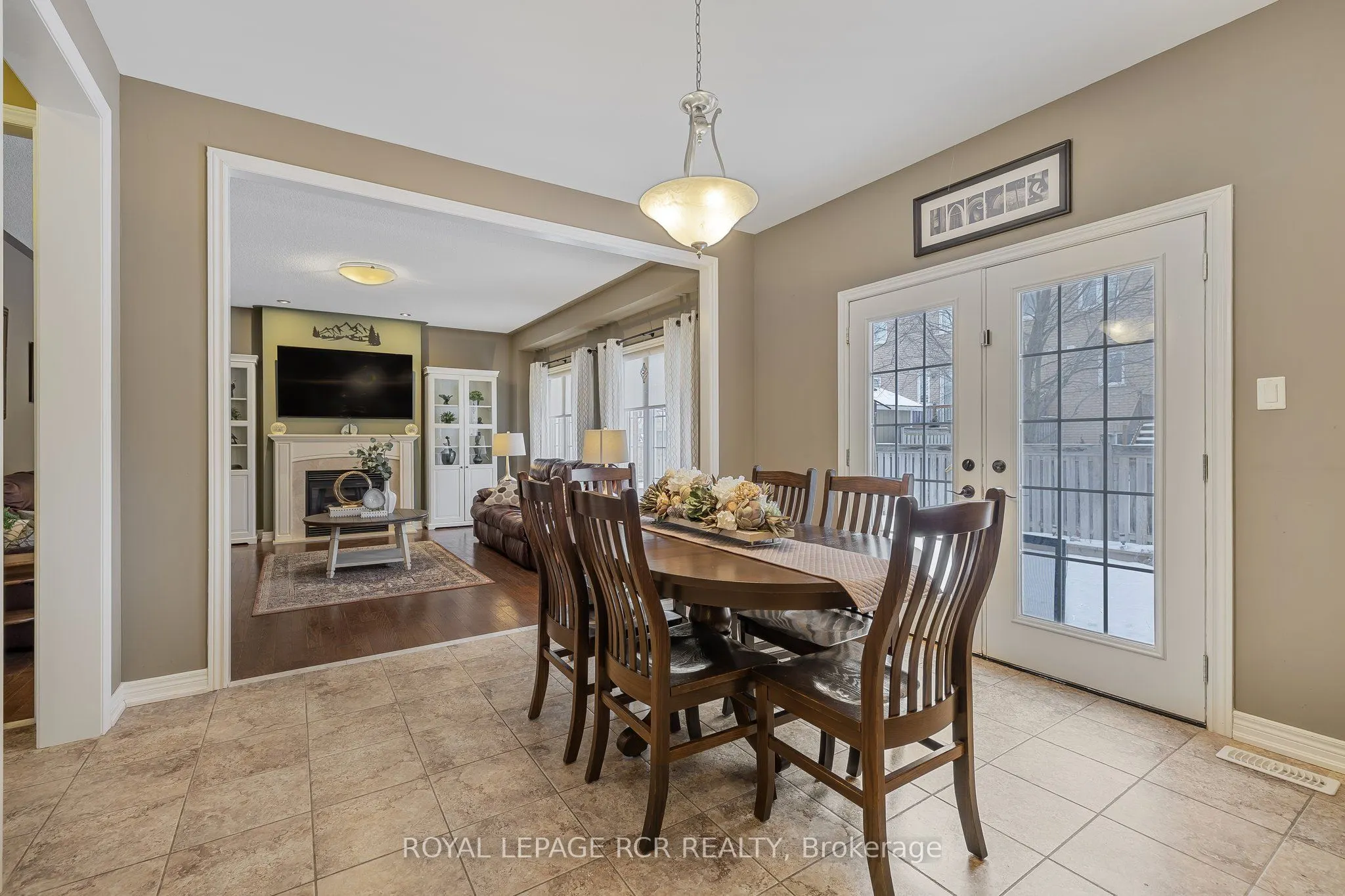 2 Littlebrook Lane