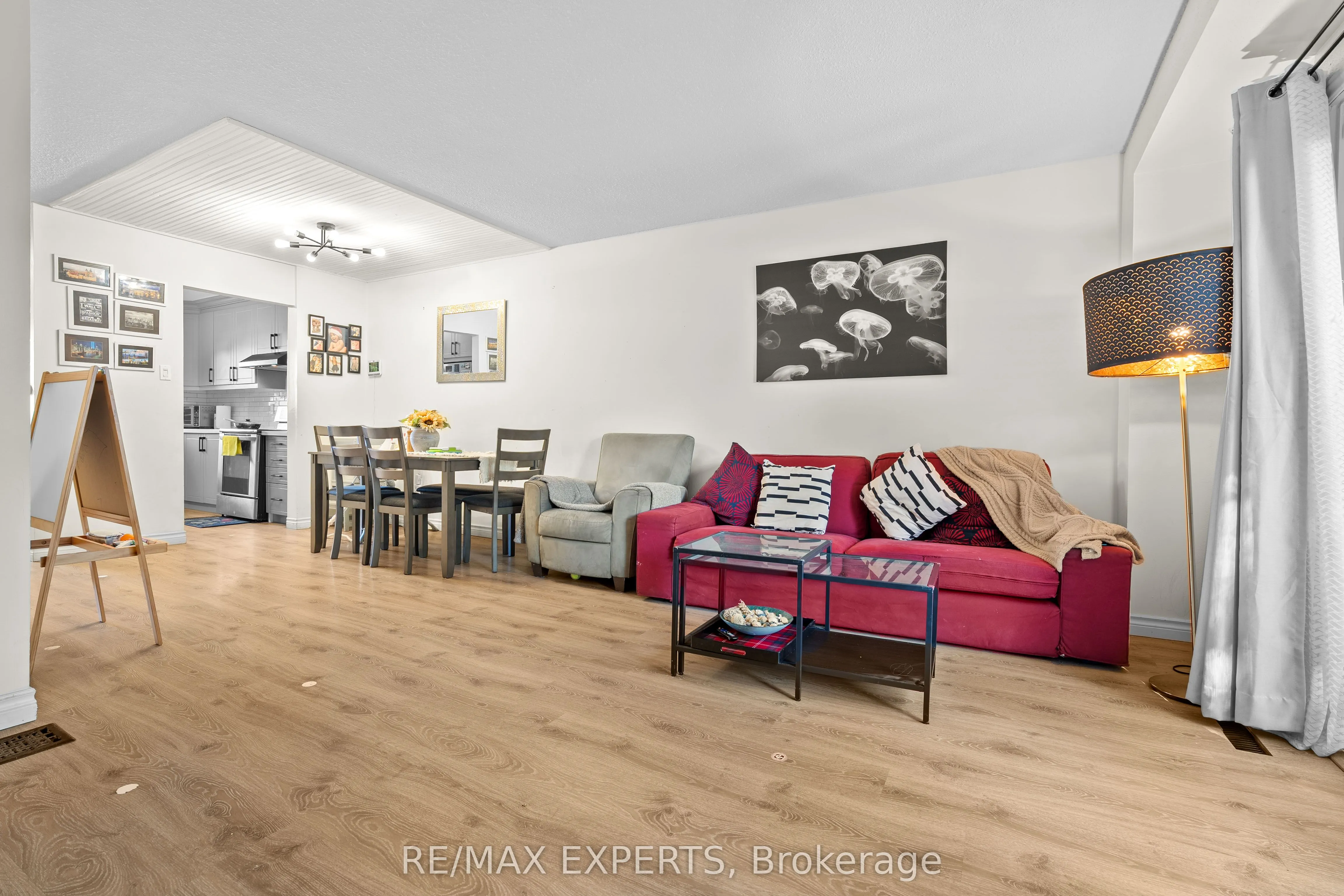 2779 Gananoque Drive, #35