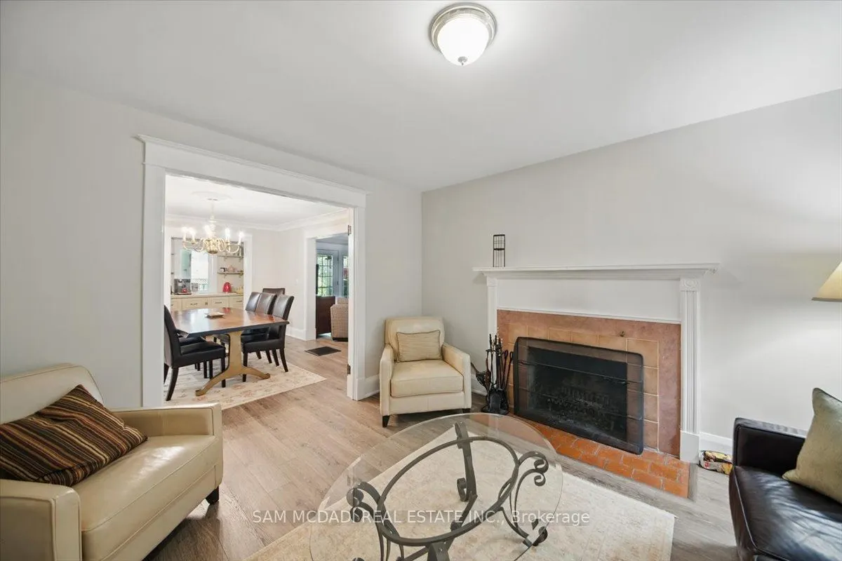 81 Chisholm Street
