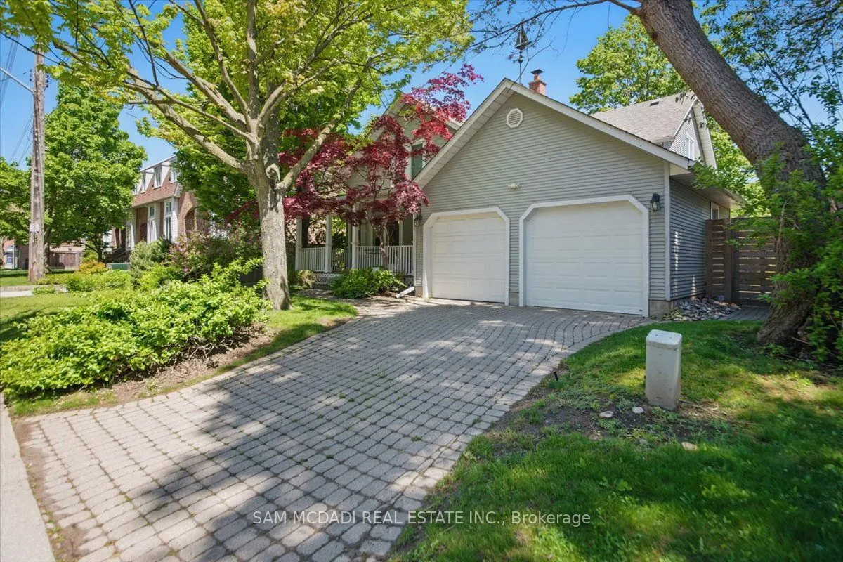 81 Chisholm Street