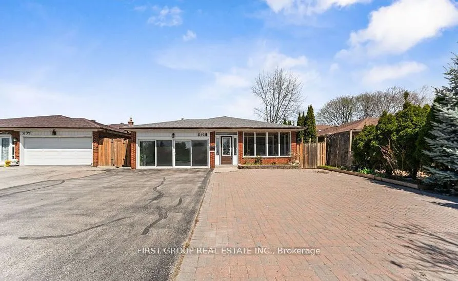 3193 Cawthra Road, #Main
