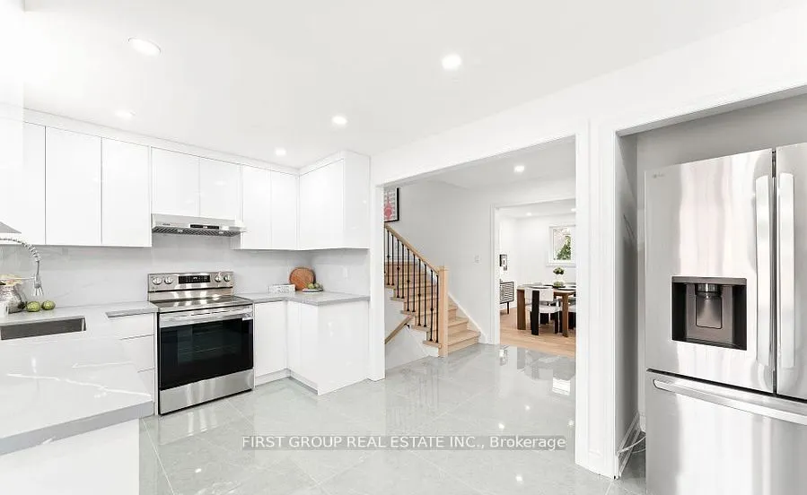 3193 Cawthra Road, #Main