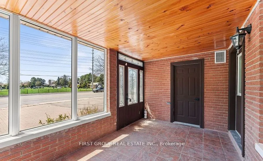 3193 Cawthra Road, #Main