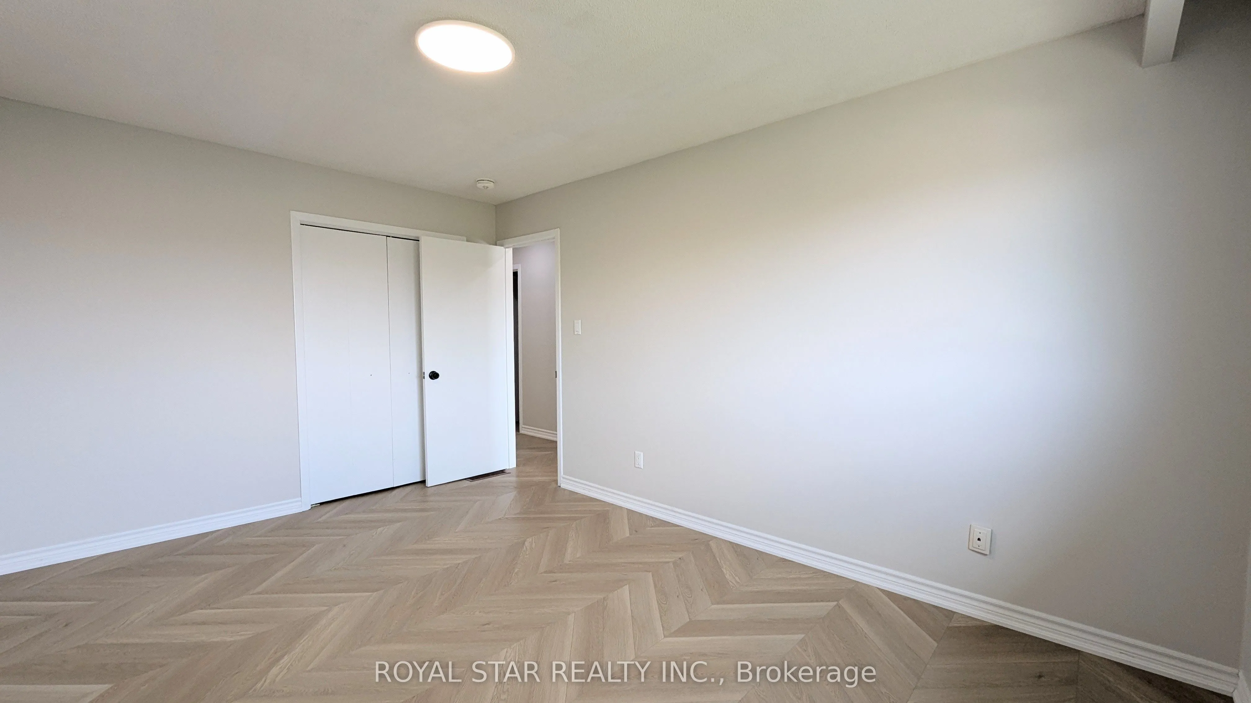 4051 Dunmow Crescent