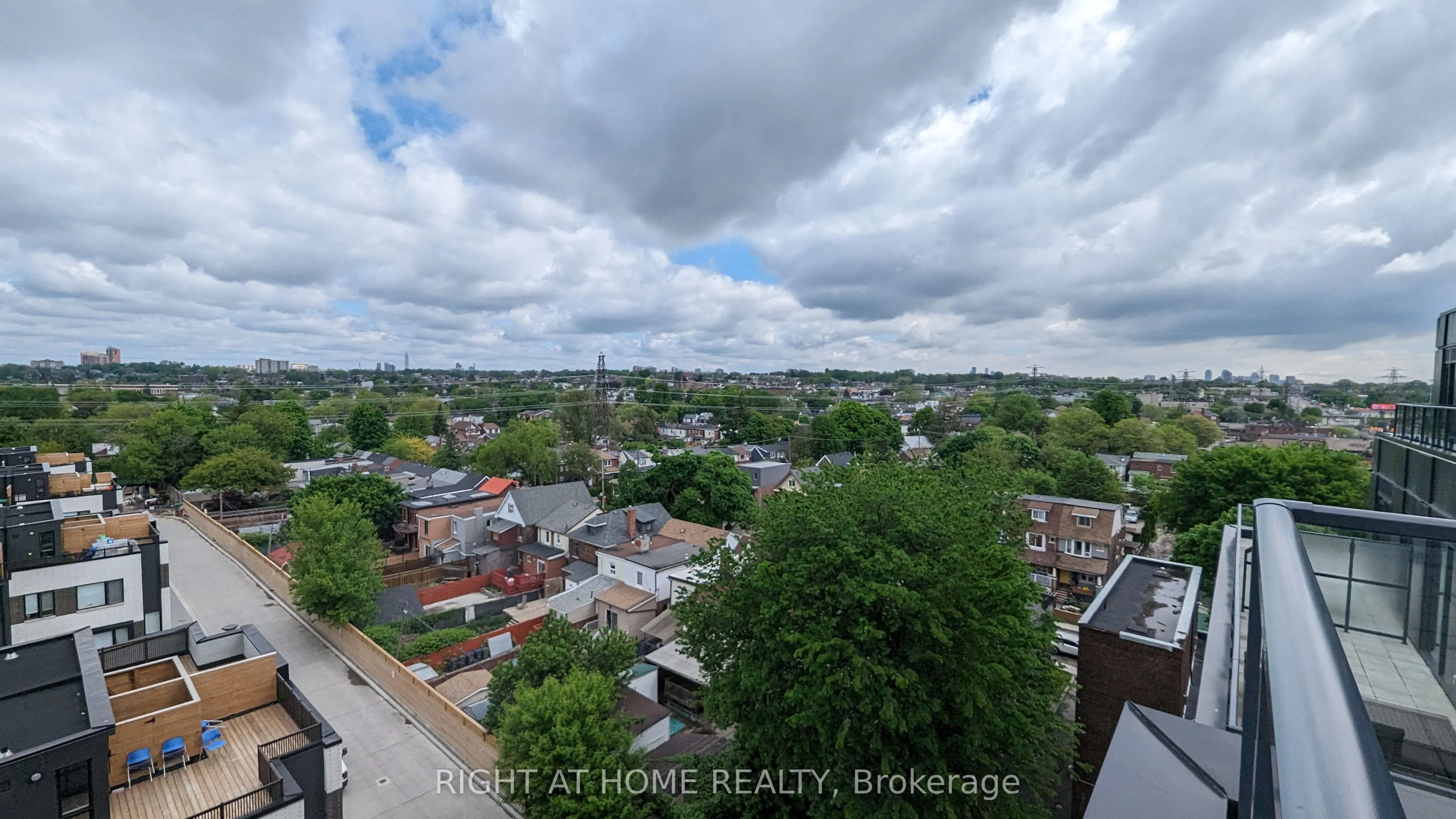 1808 St Clair Avenue W, #701