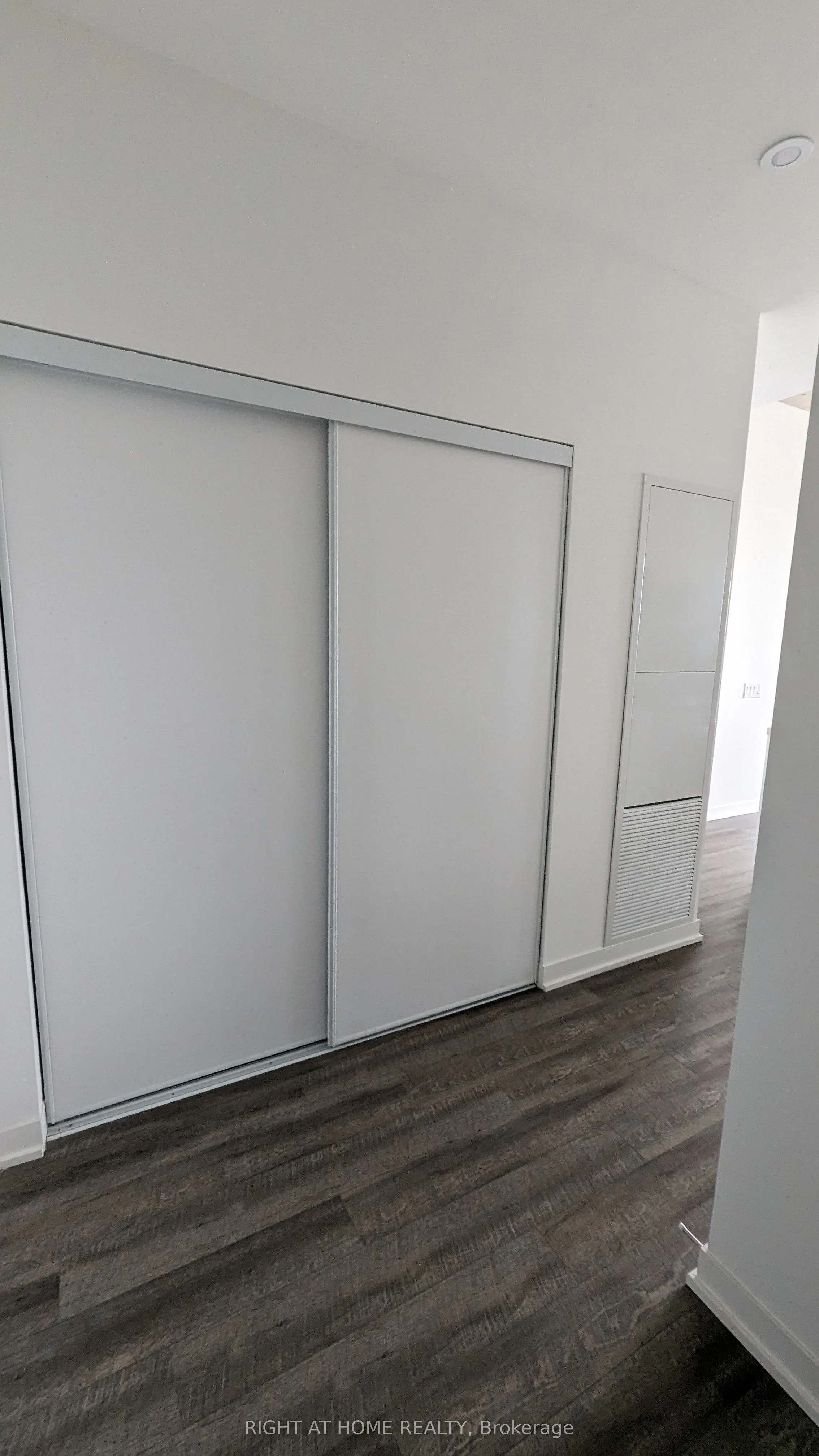1808 St Clair Avenue W, #701