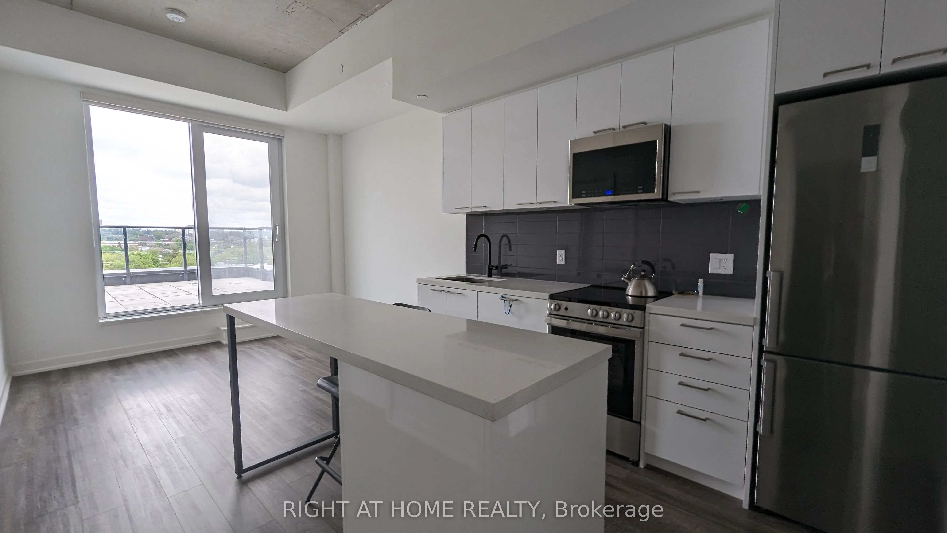 1808 St Clair Avenue W, #701