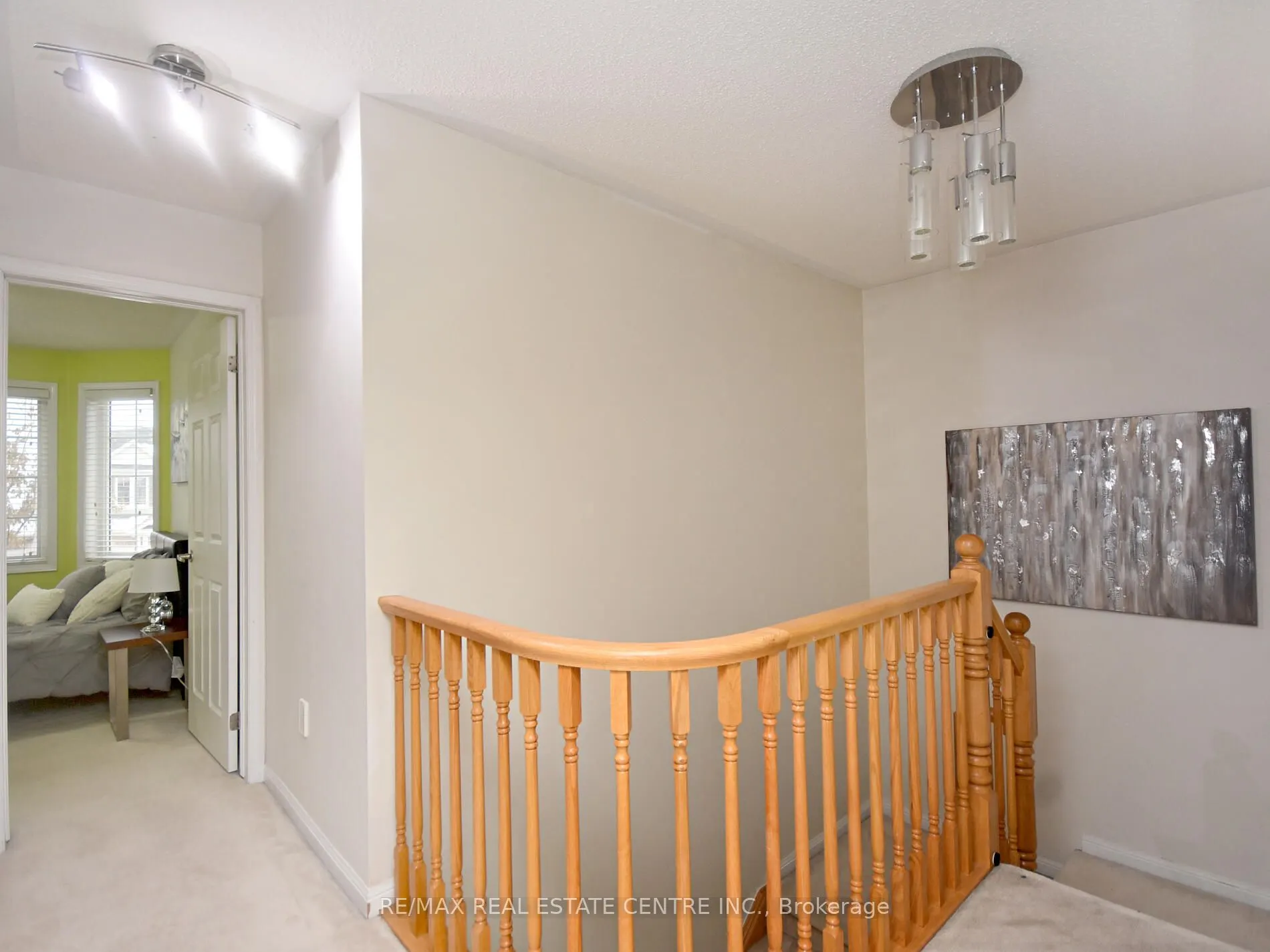 792 Johnson Heights