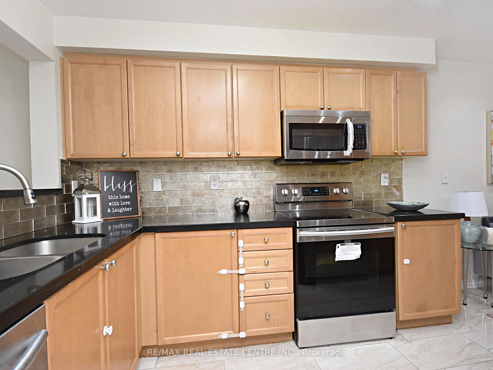 792 Johnson Heights