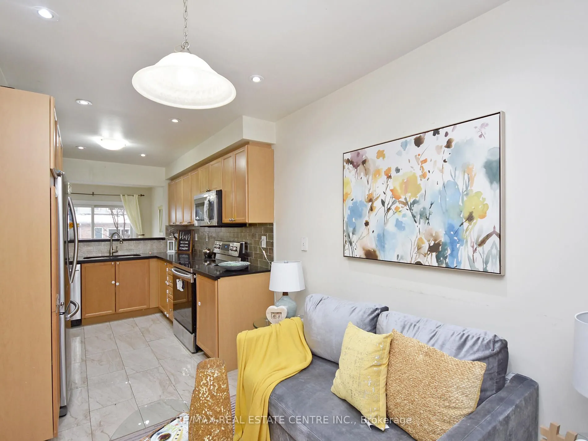 792 Johnson Heights