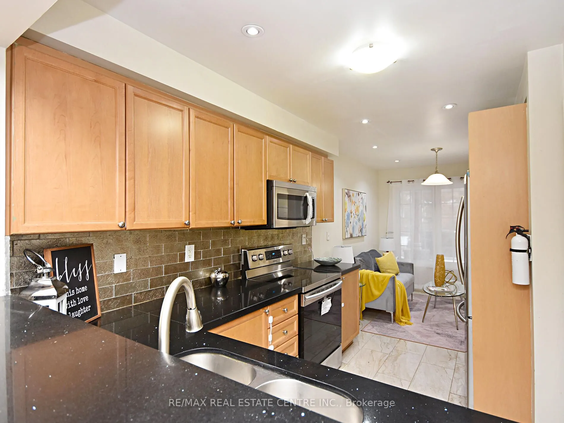 792 Johnson Heights