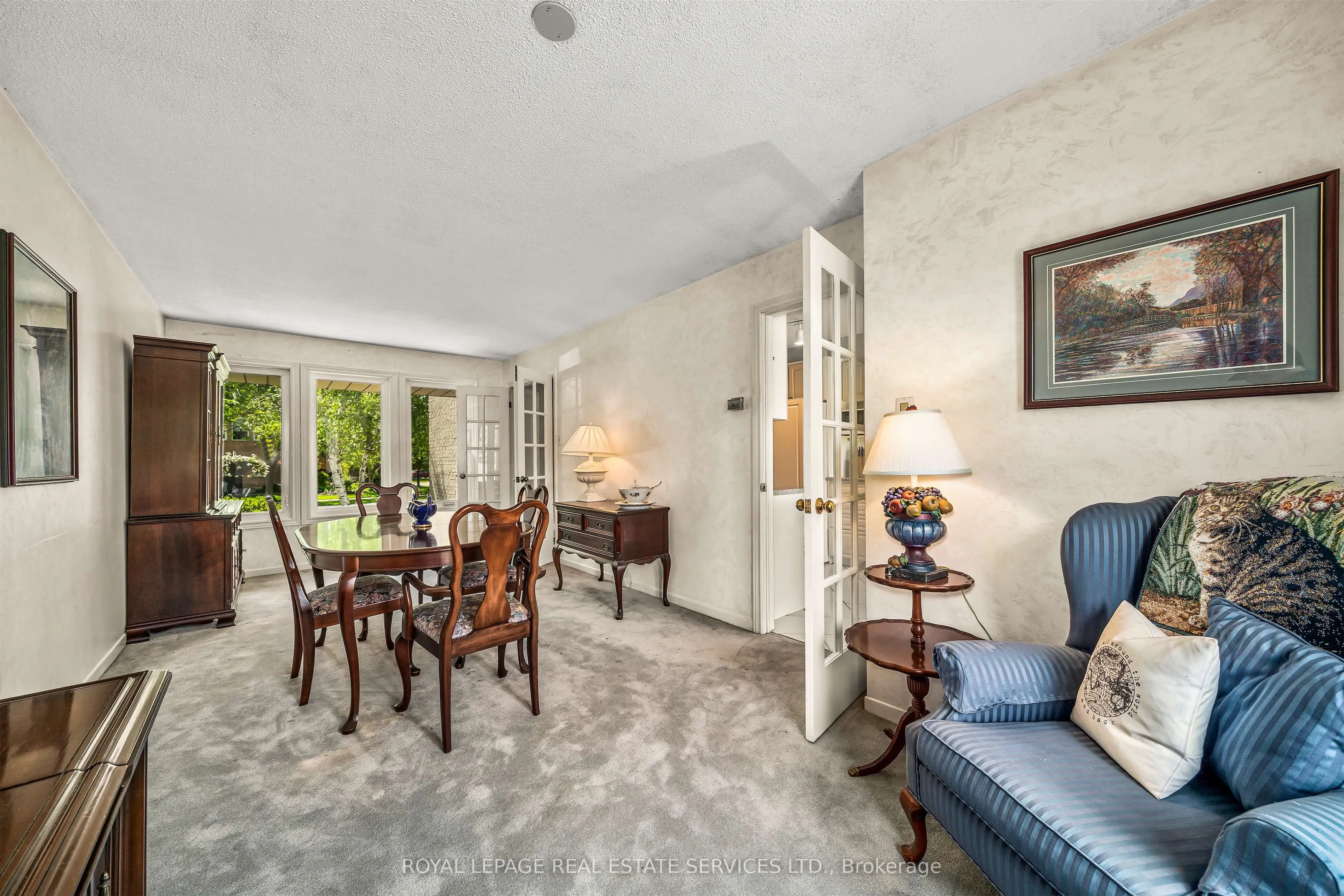 1529 Greenbriar Drive