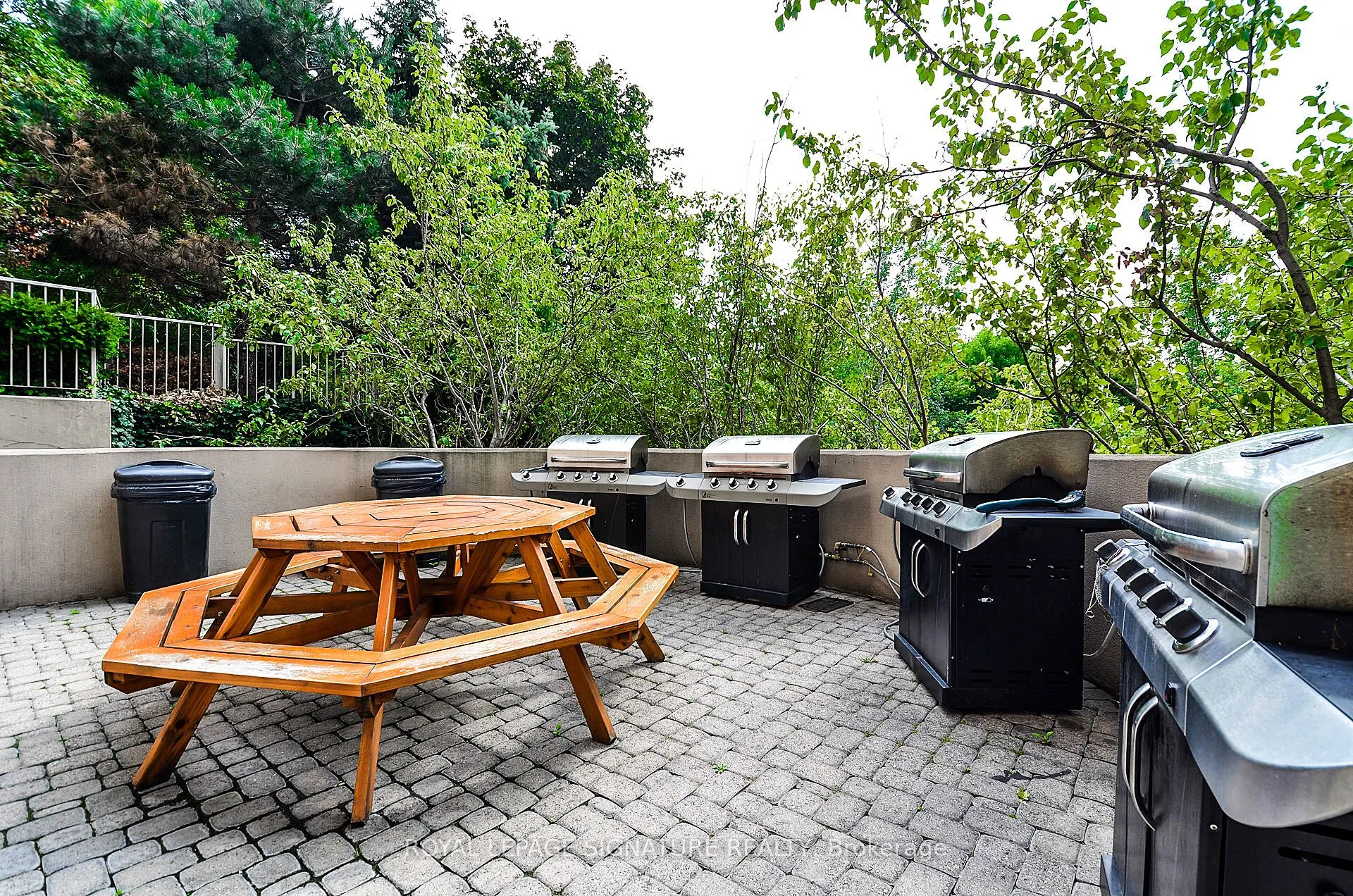 50 Eglinton Avenue W, #408